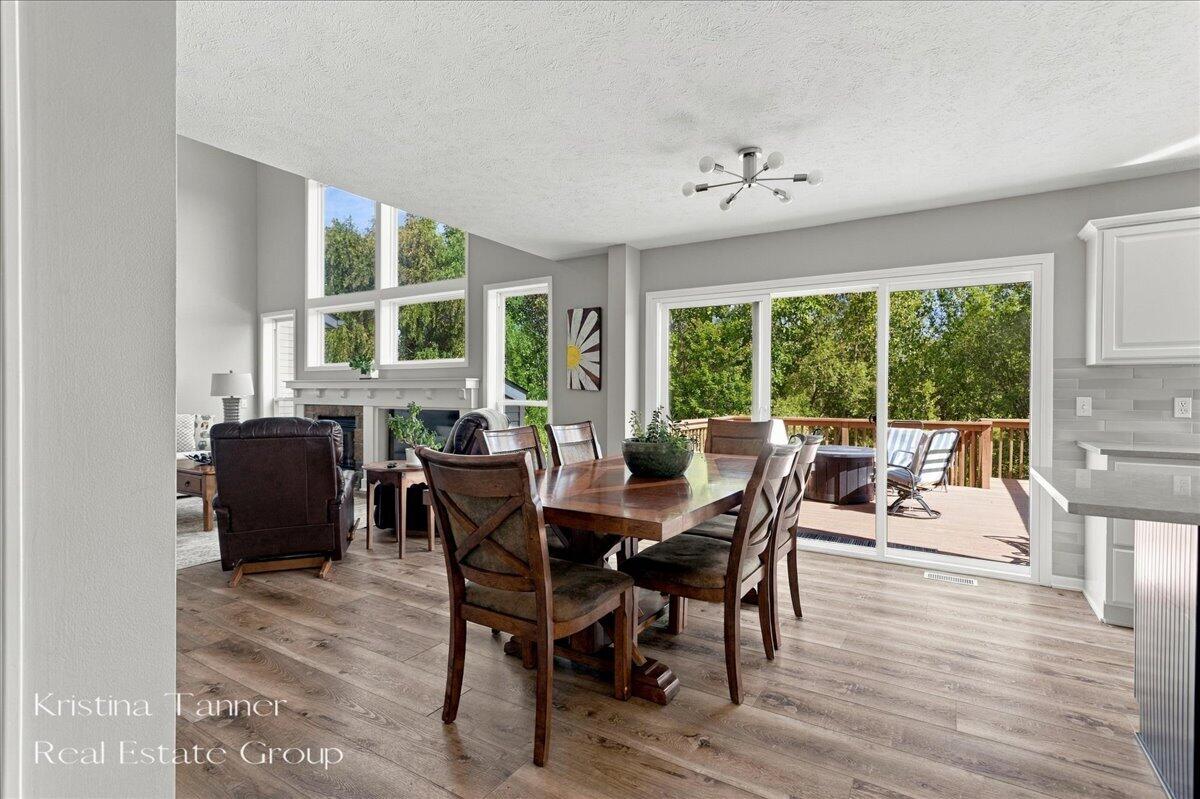 1172 Dogwood Meadows Drive SE Ada MI 49301