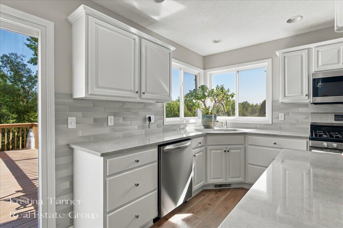 1172 Dogwood Meadows Drive SE Ada MI 49301