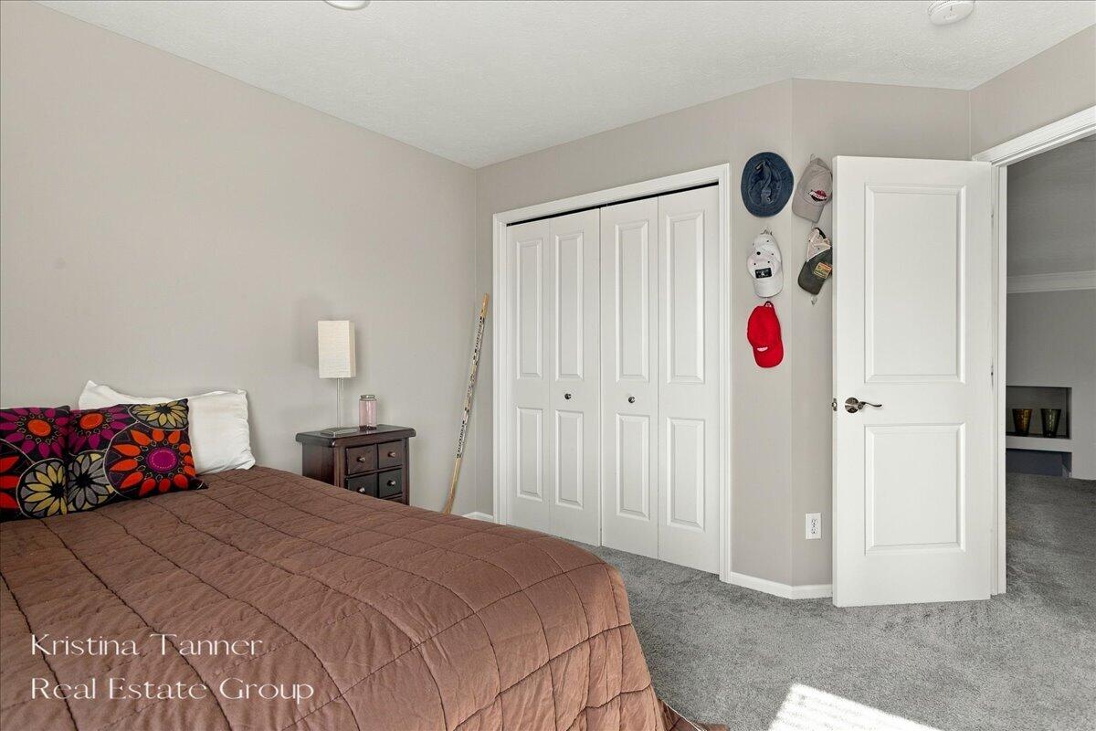 1172 Dogwood Meadows Drive SE Ada MI 49301