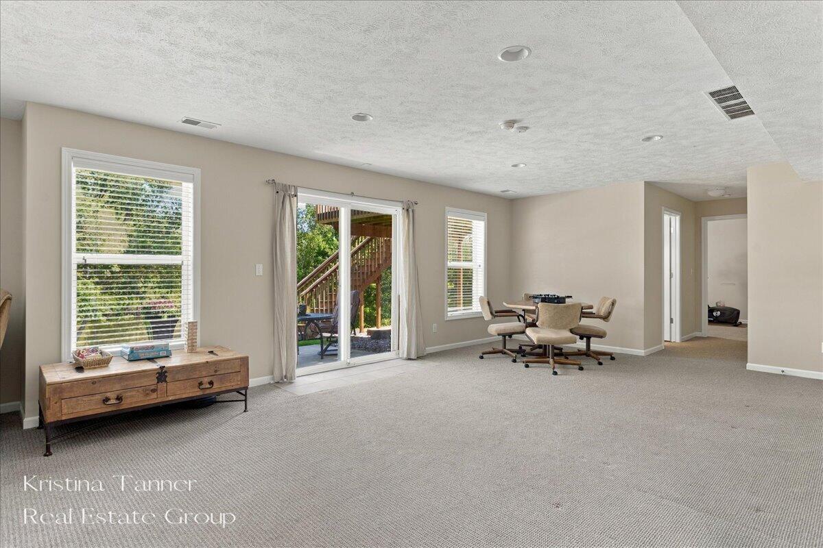 1172 Dogwood Meadows Drive SE Ada MI 49301