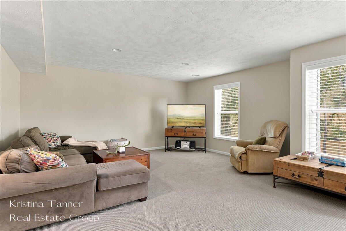 1172 Dogwood Meadows Drive SE Ada MI 49301