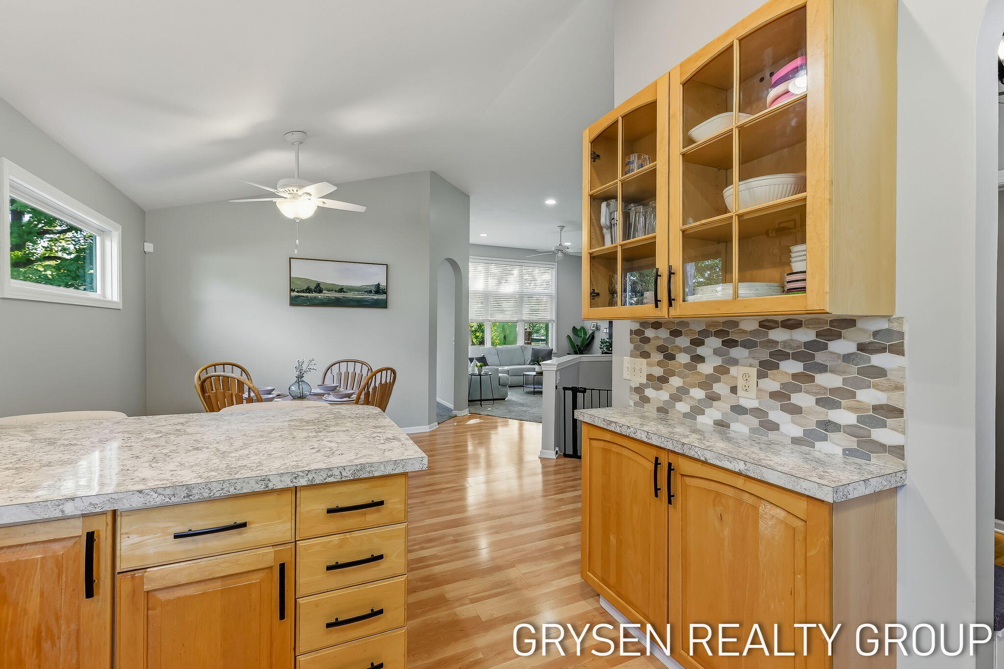 642 Clover Ridge Avenue NW Grand Rapids MI 49504
