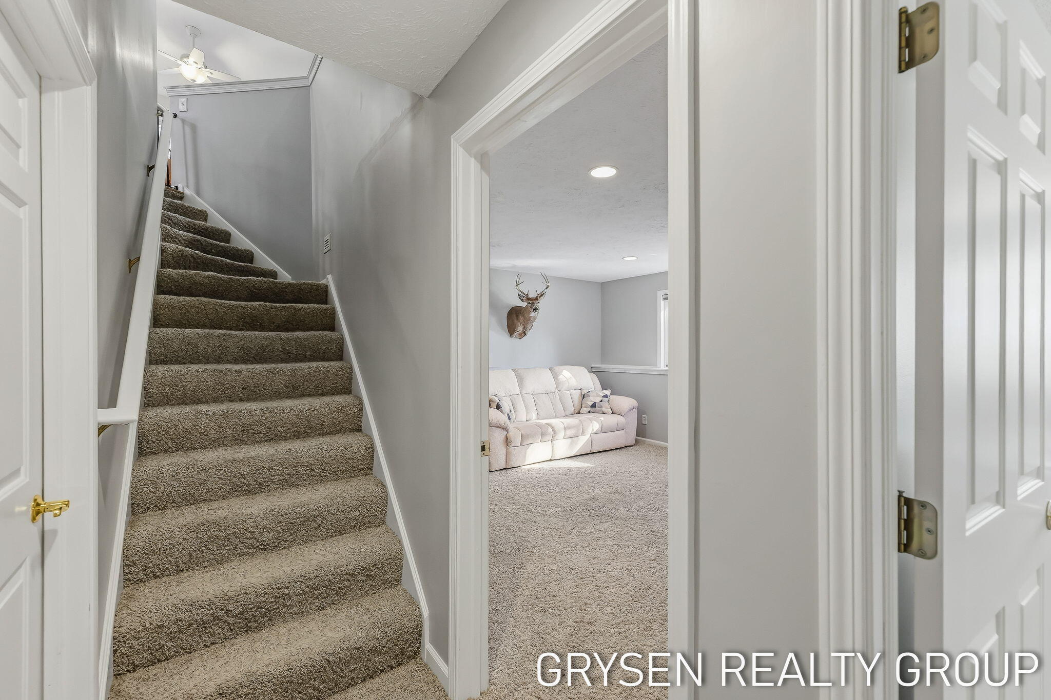 642 Clover Ridge Avenue NW Grand Rapids MI 49504