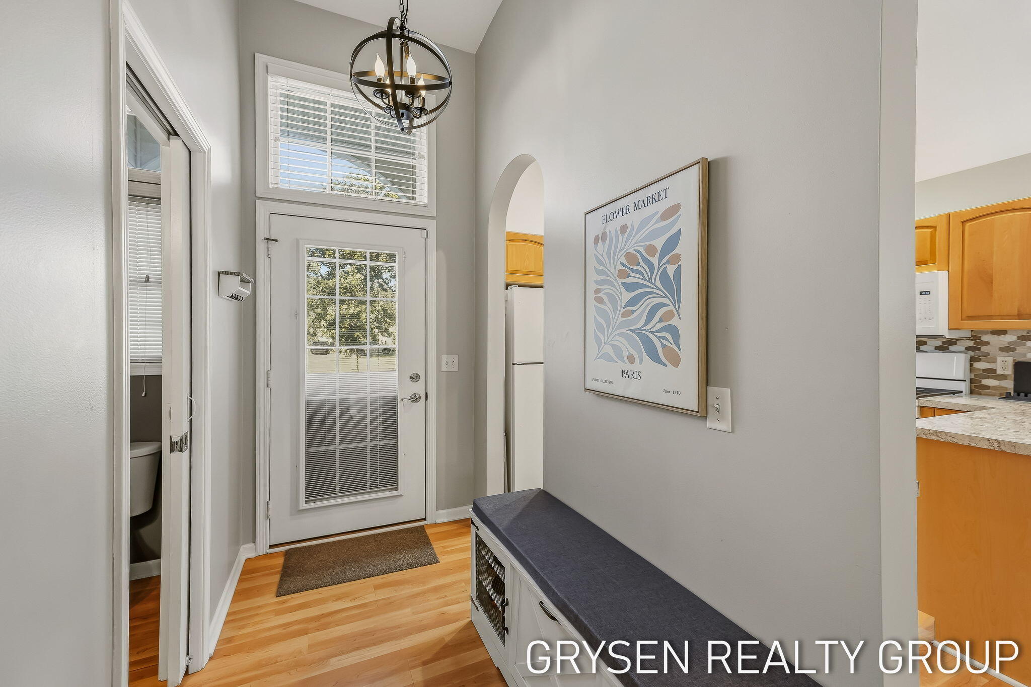 642 Clover Ridge Avenue NW Grand Rapids MI 49504