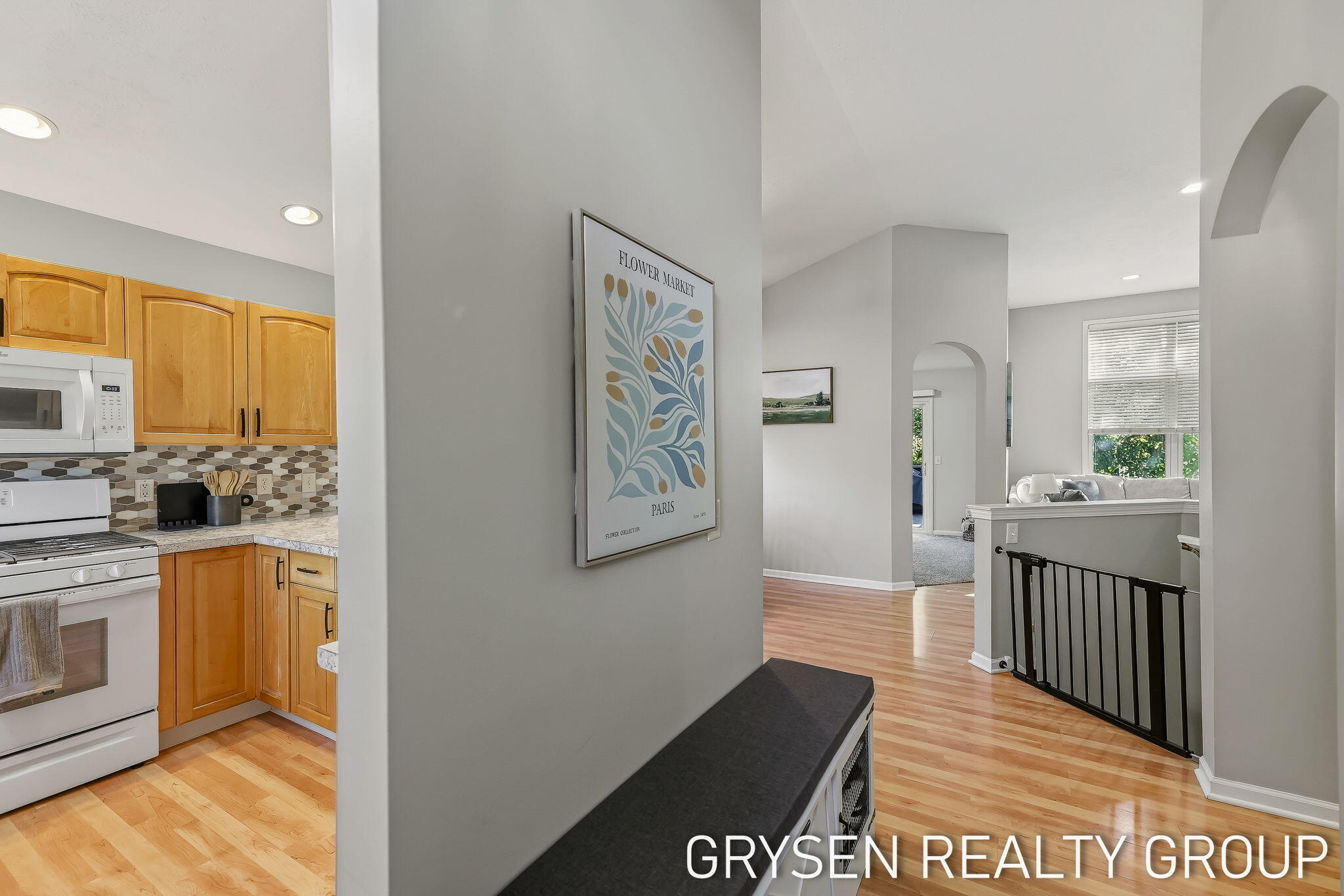 642 Clover Ridge Avenue NW Grand Rapids MI 49504