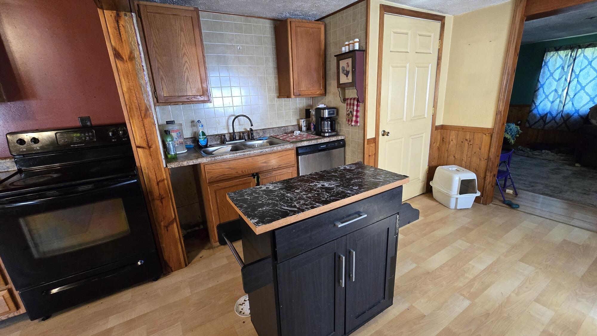 5065 Lorenson Road Muskegon MI 49445