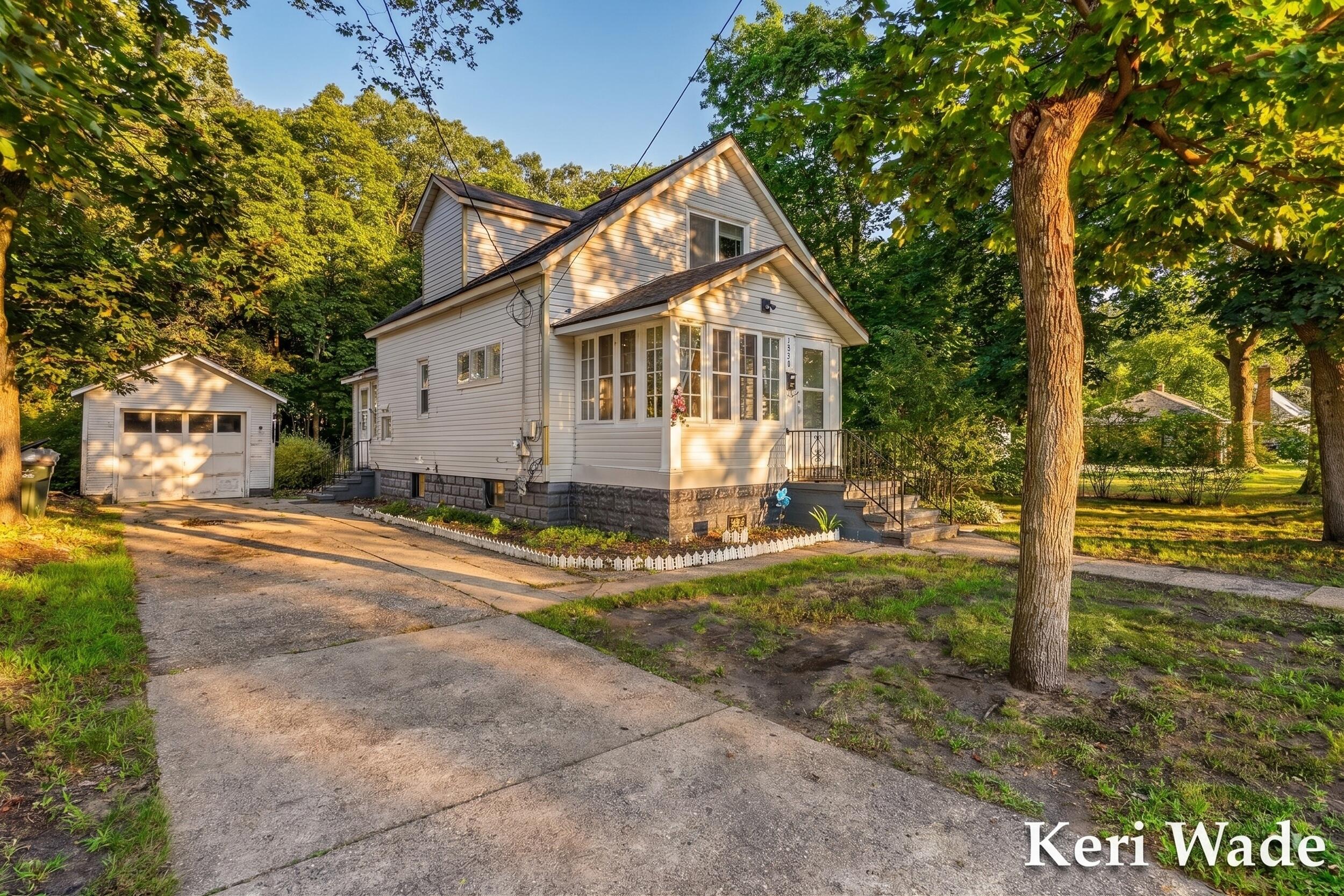 1270 Amity Avenue Muskegon MI 49442