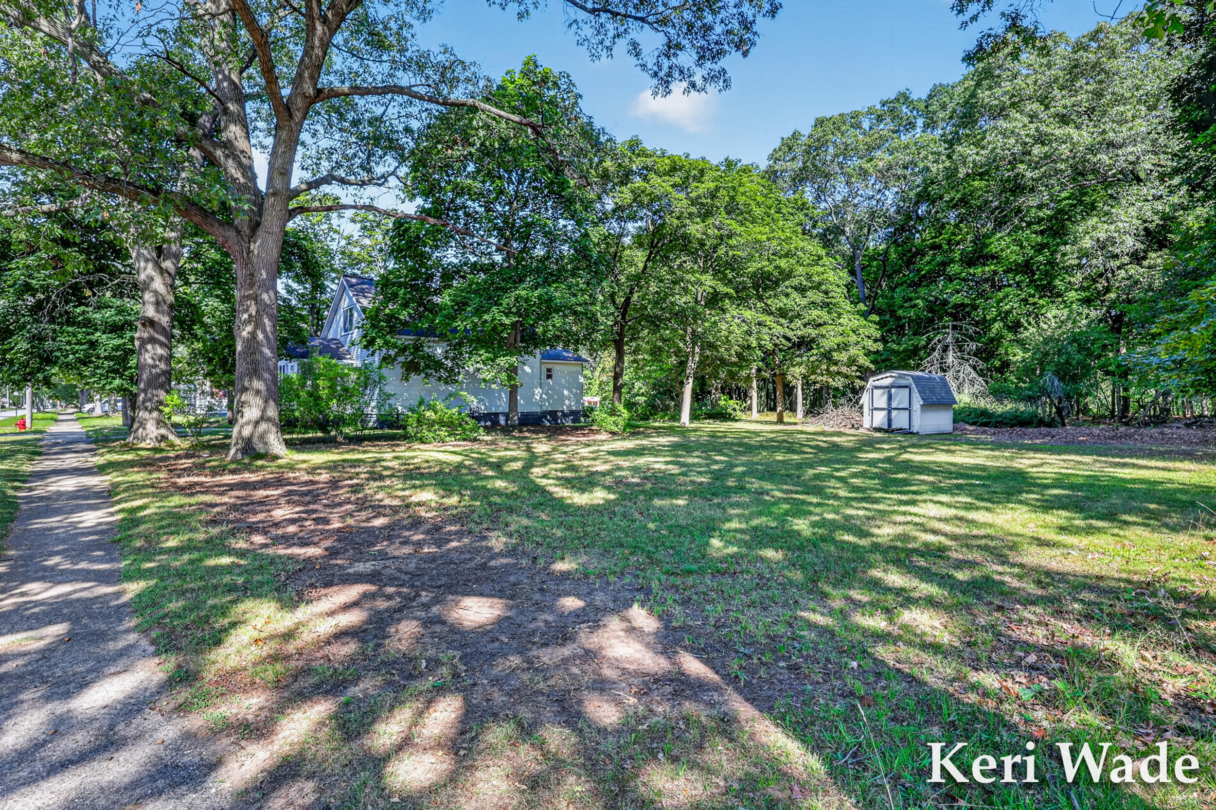 1270 Amity Avenue Muskegon MI 49442