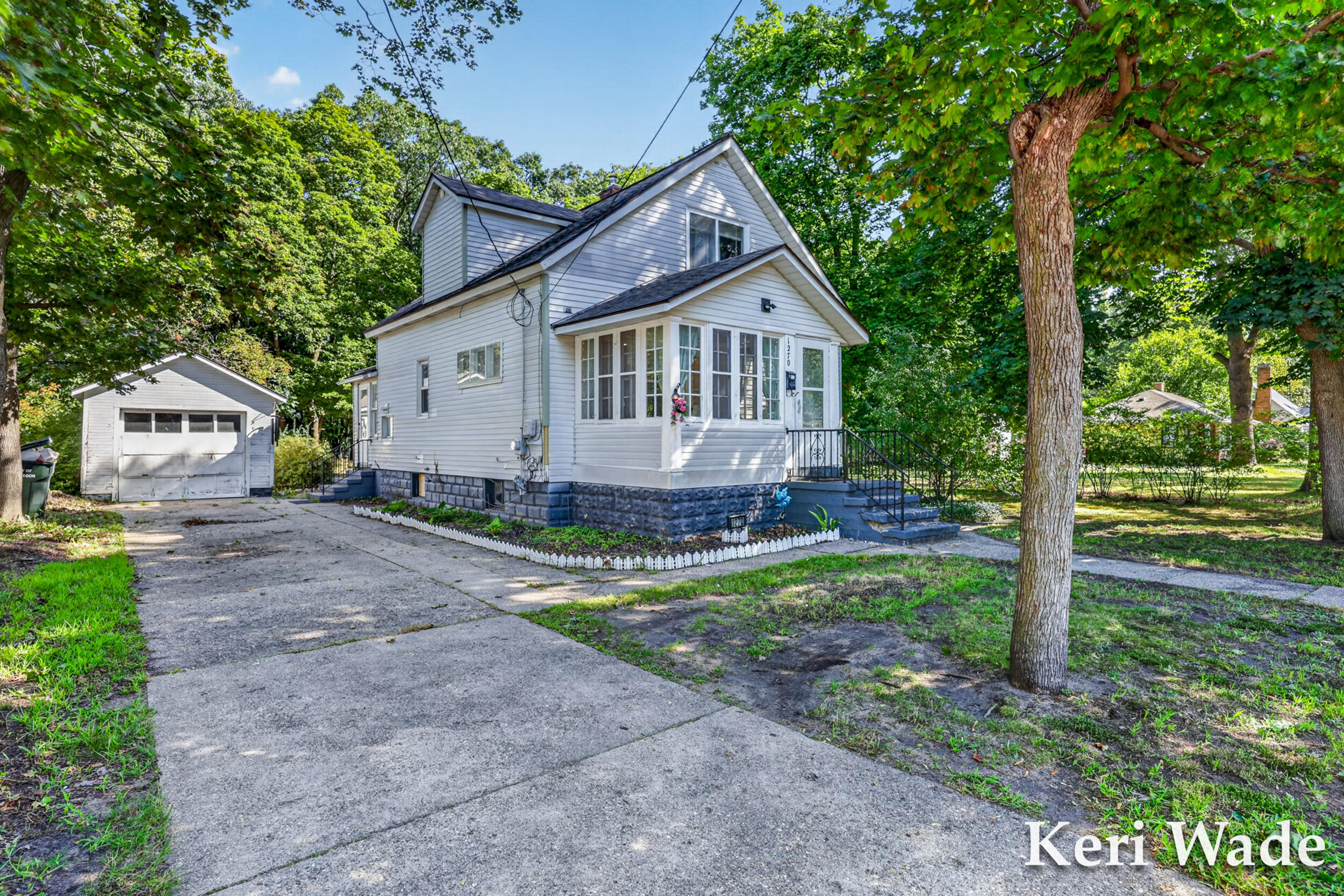 1270 Amity Avenue Muskegon MI 49442