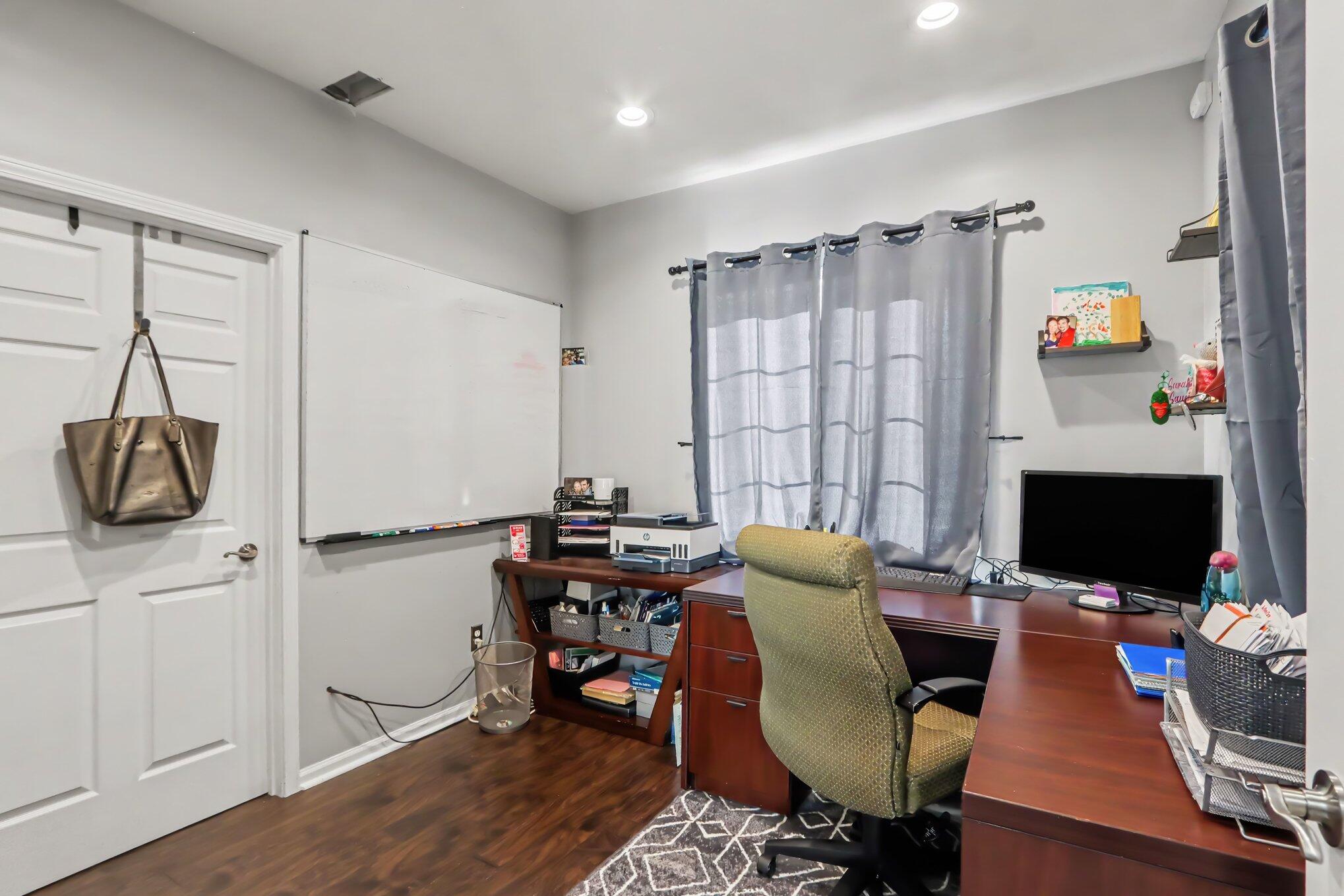 523 Alecia Avenue Kalamazoo MI 49004
