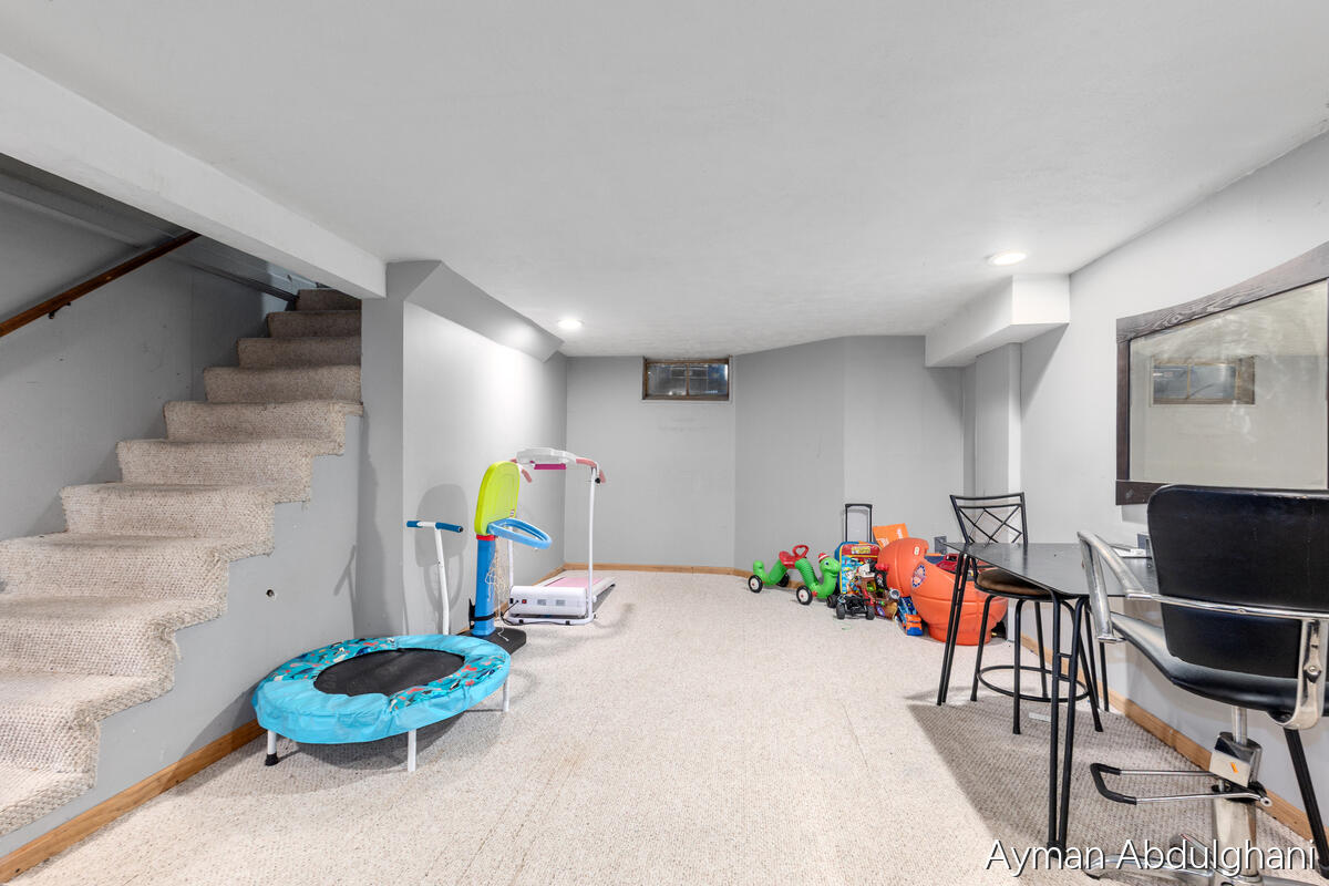 4248 Curwood Avenue SE Grand Rapids MI 49508