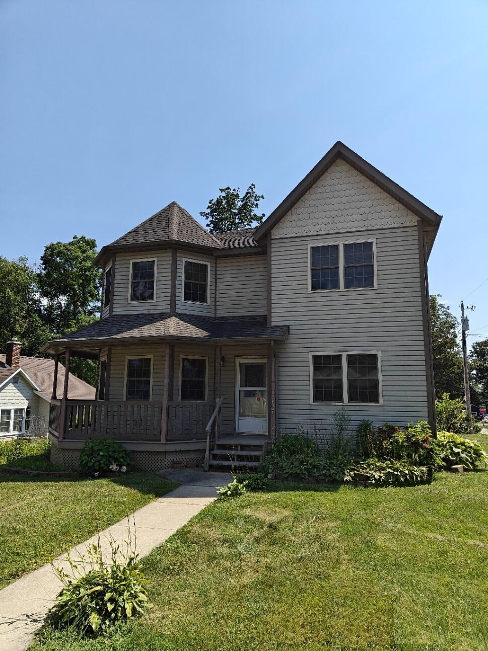 22301 Forest Avenue Cassopolis MI 49031