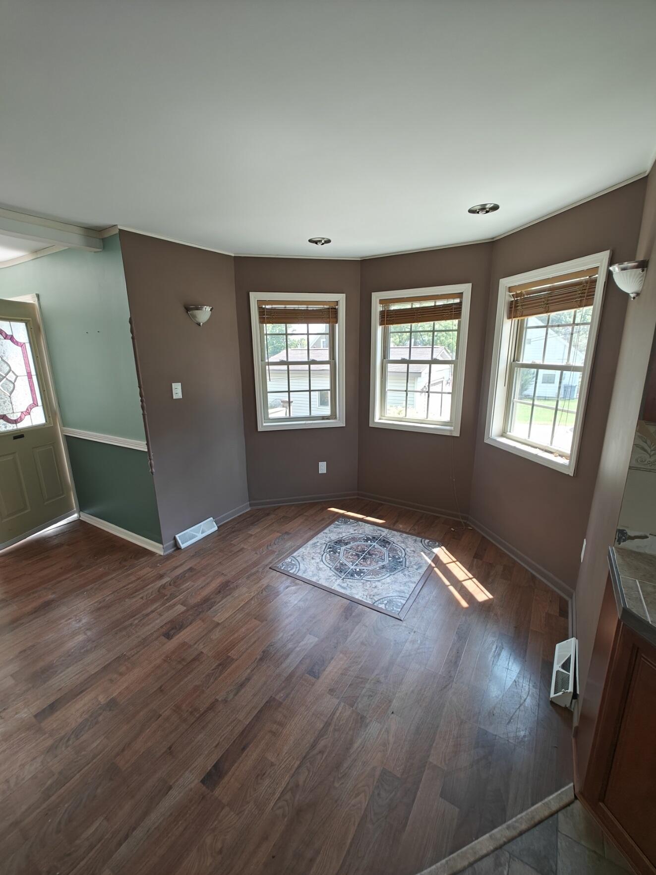 22301 Forest Avenue Cassopolis MI 49031