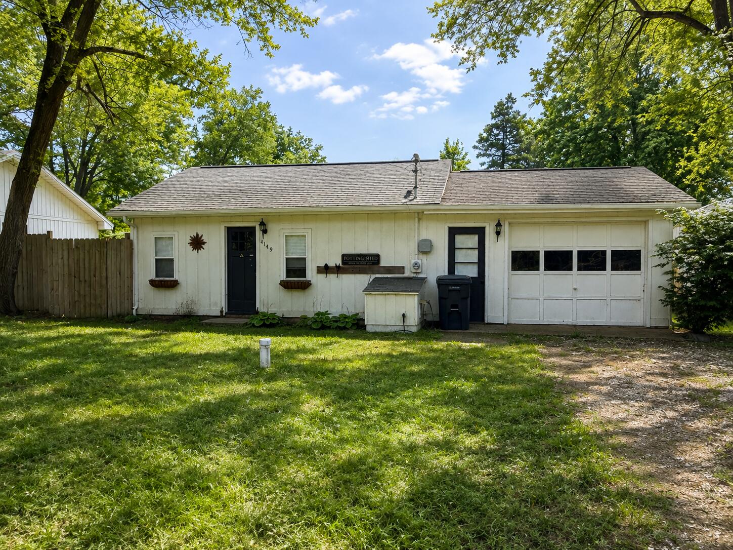 4149 Riverside Road Benton Harbor MI 49022