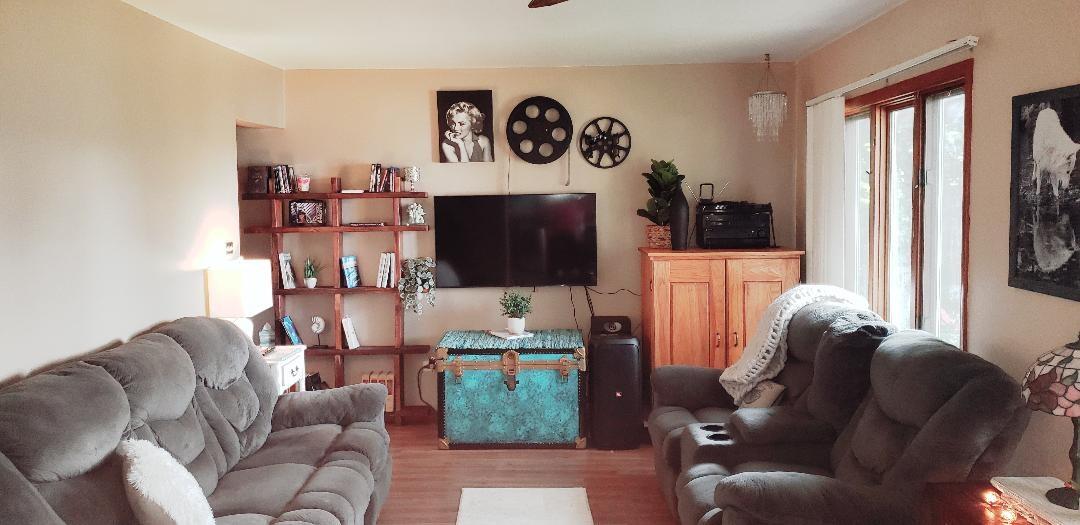 63062 Lakeshore Drive Dowagiac MI 49047
