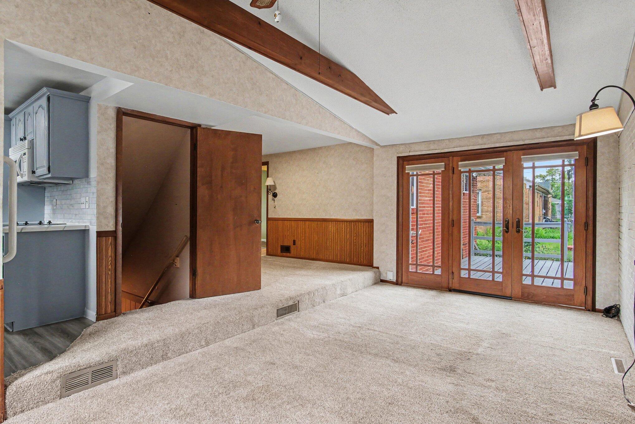 751 Larkspur Avenue NW Grand Rapids MI 49504