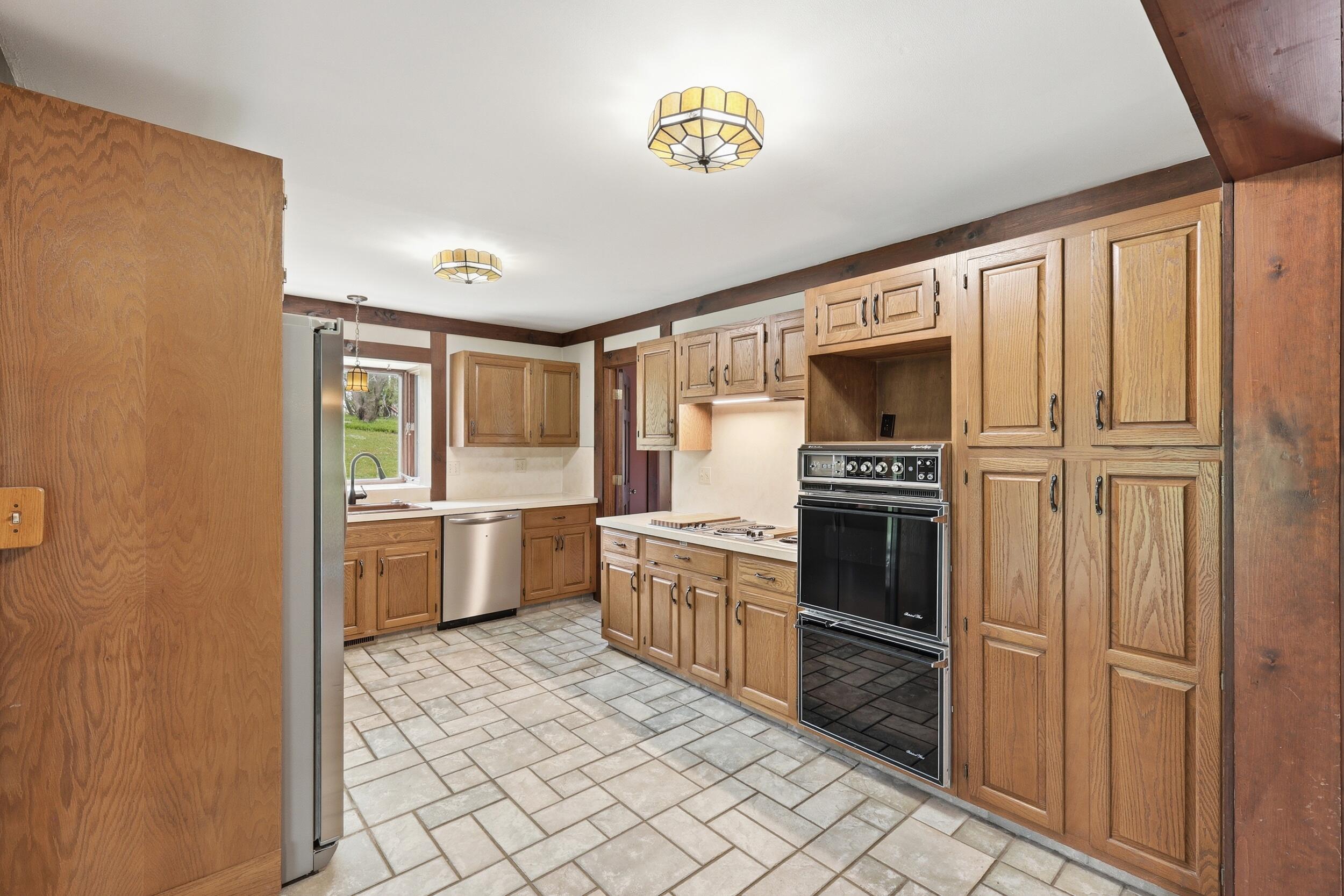 5575 Giles Avenue NE Rockford MI 49341