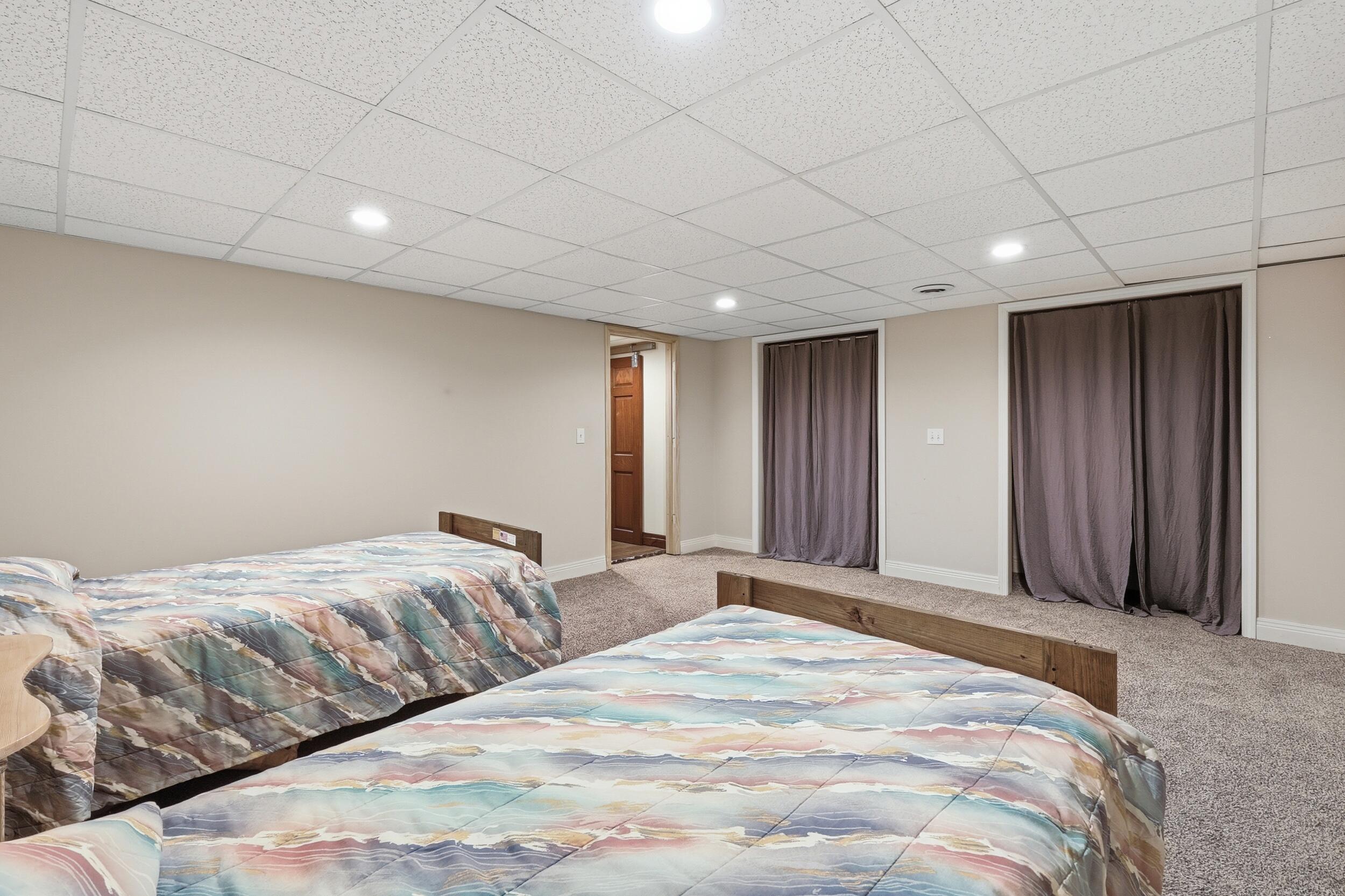 5575 Giles Avenue NE Rockford MI 49341