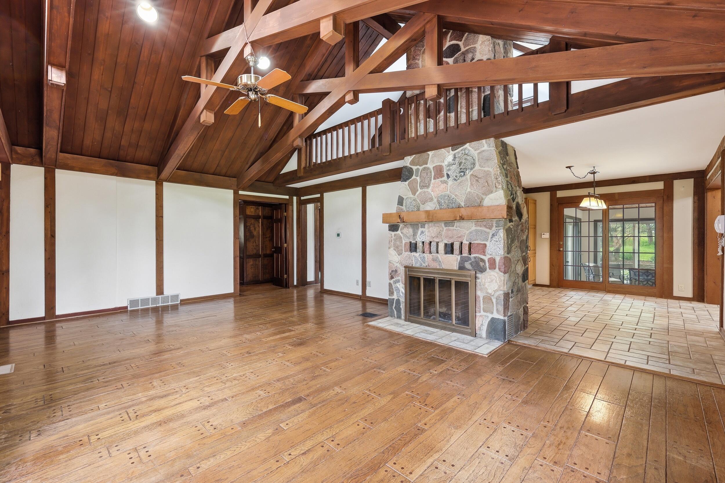 5575 Giles Avenue NE Rockford MI 49341