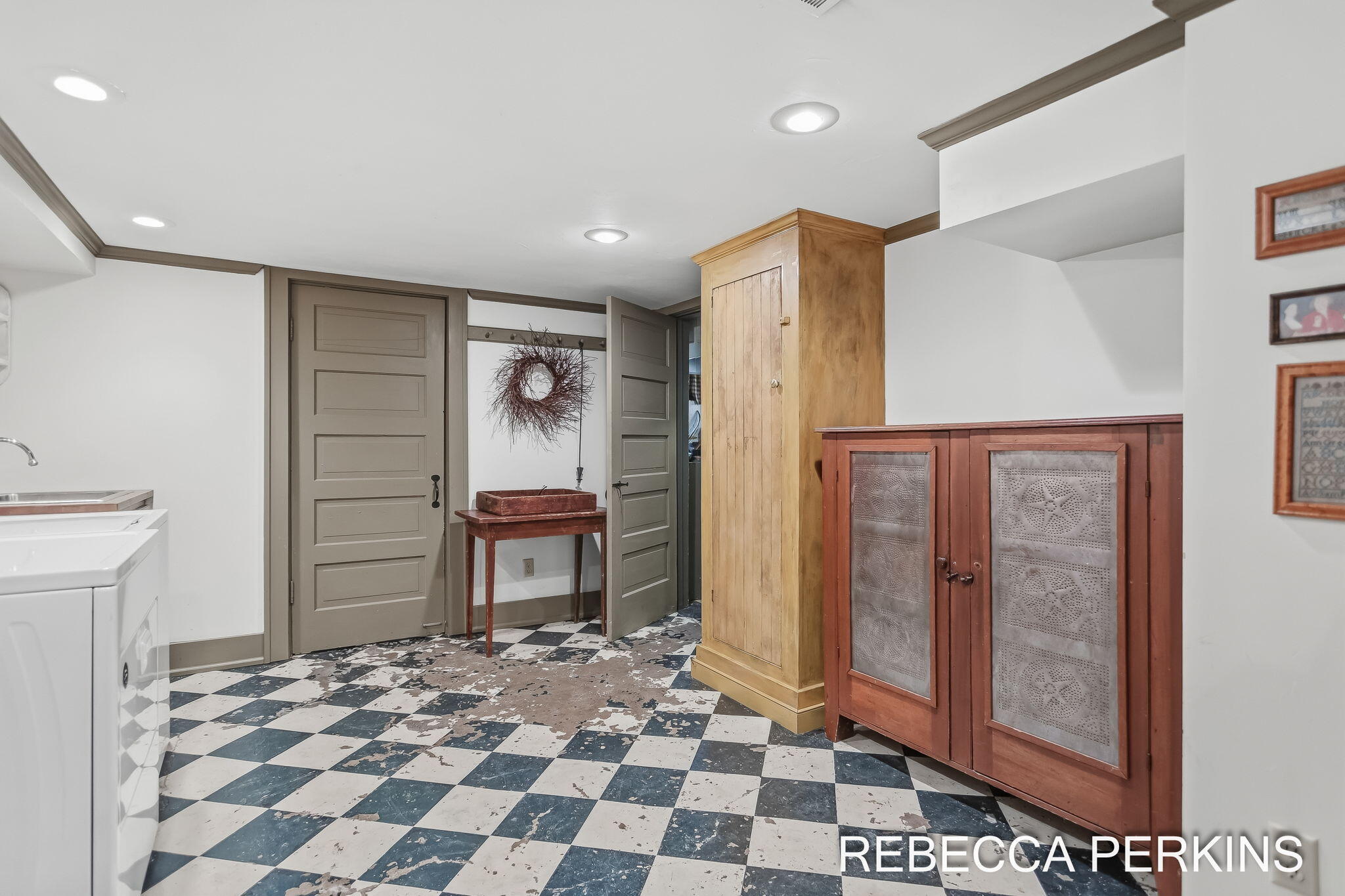 22 Cherry Street Holland MI 49423