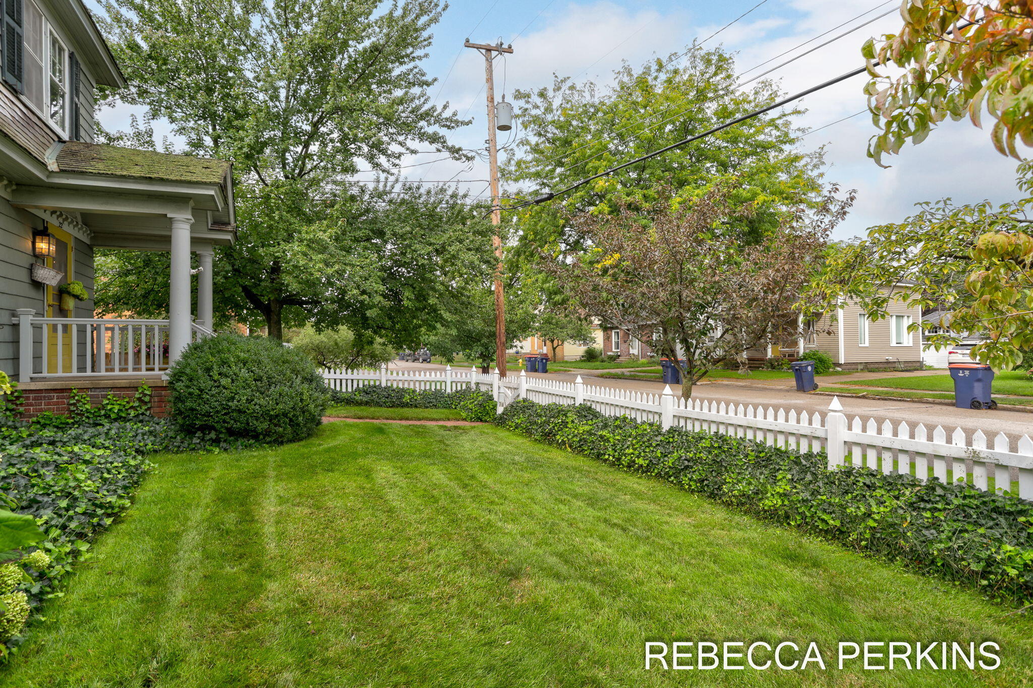 22 Cherry Street Holland MI 49423