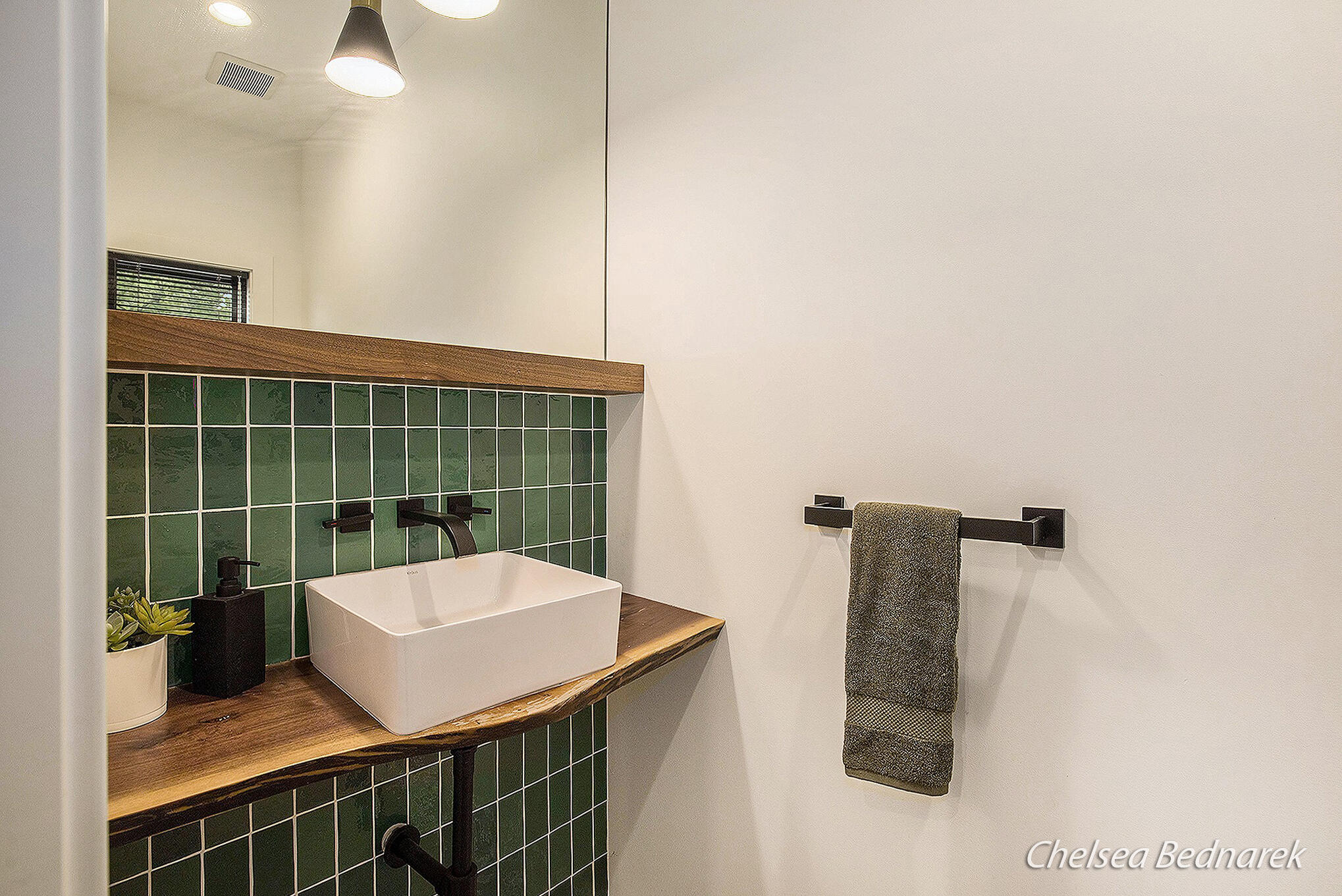 2726 Orange Avenue SE Grand Rapids MI 49546