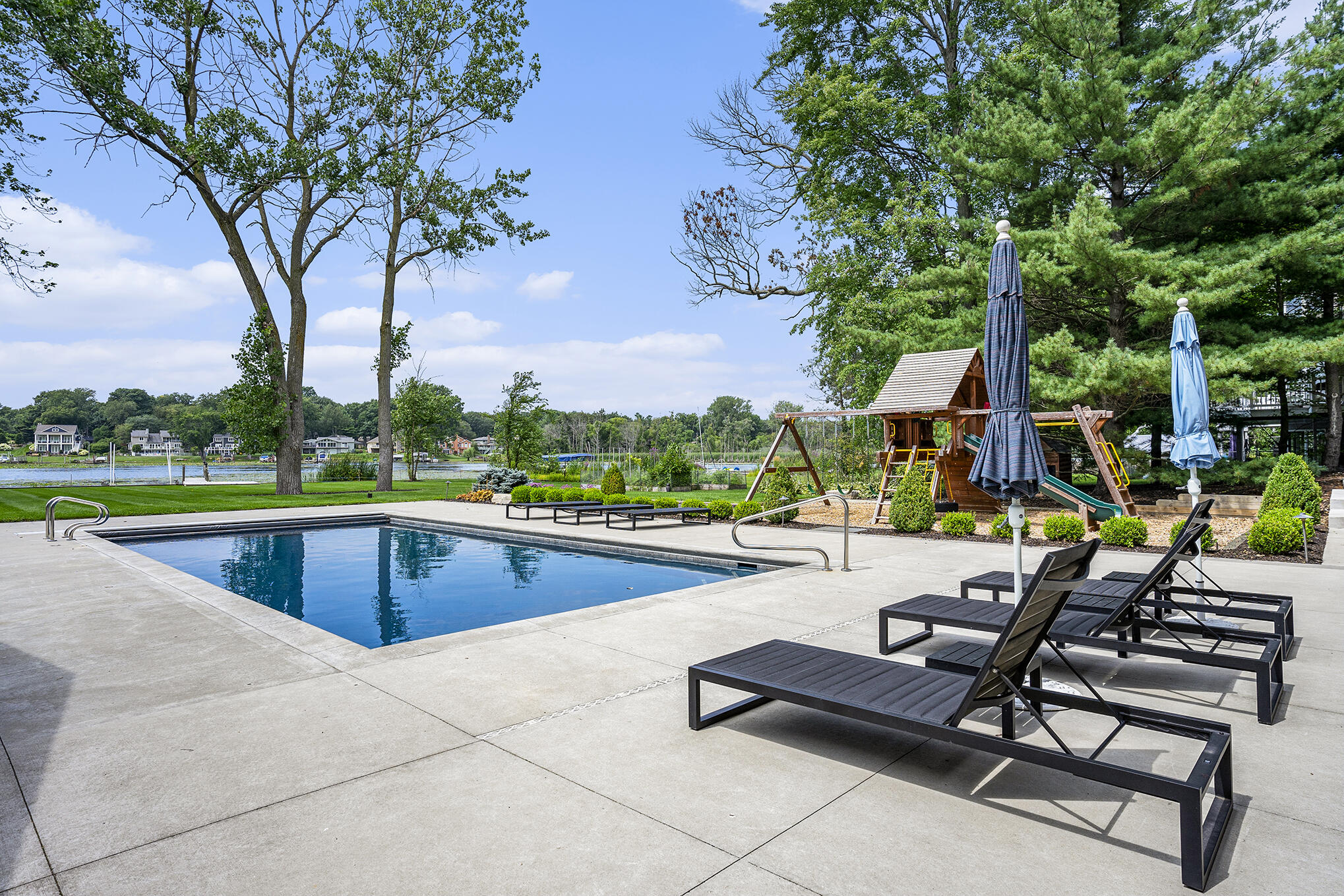 798 Pine Bay Avenue Holland MI 49424