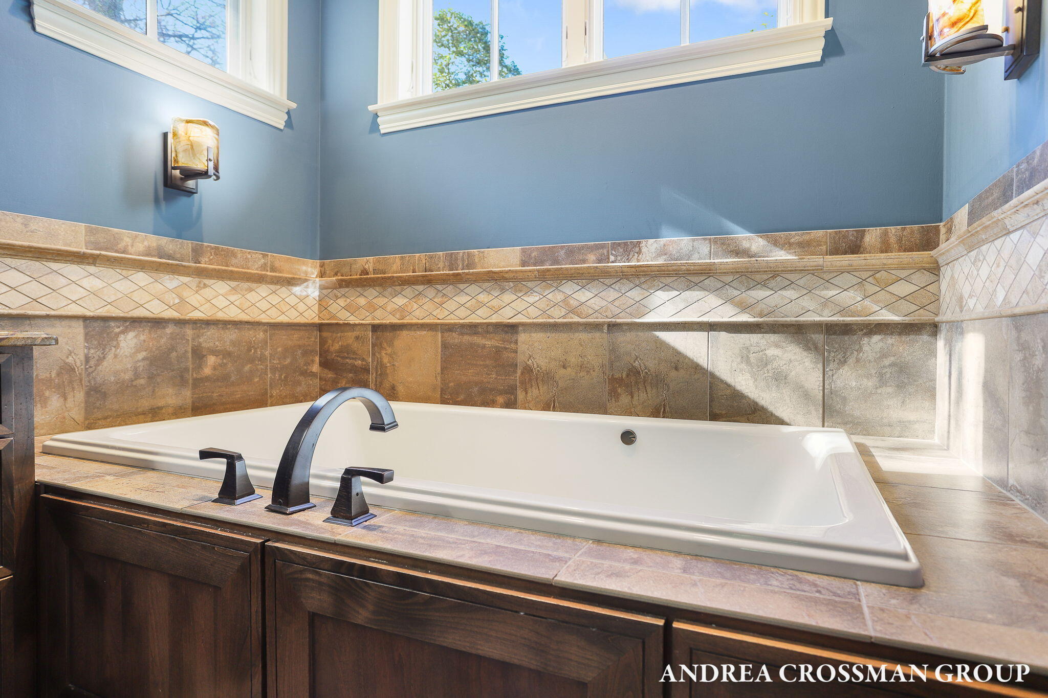 798 Pine Bay Avenue Holland MI 49424