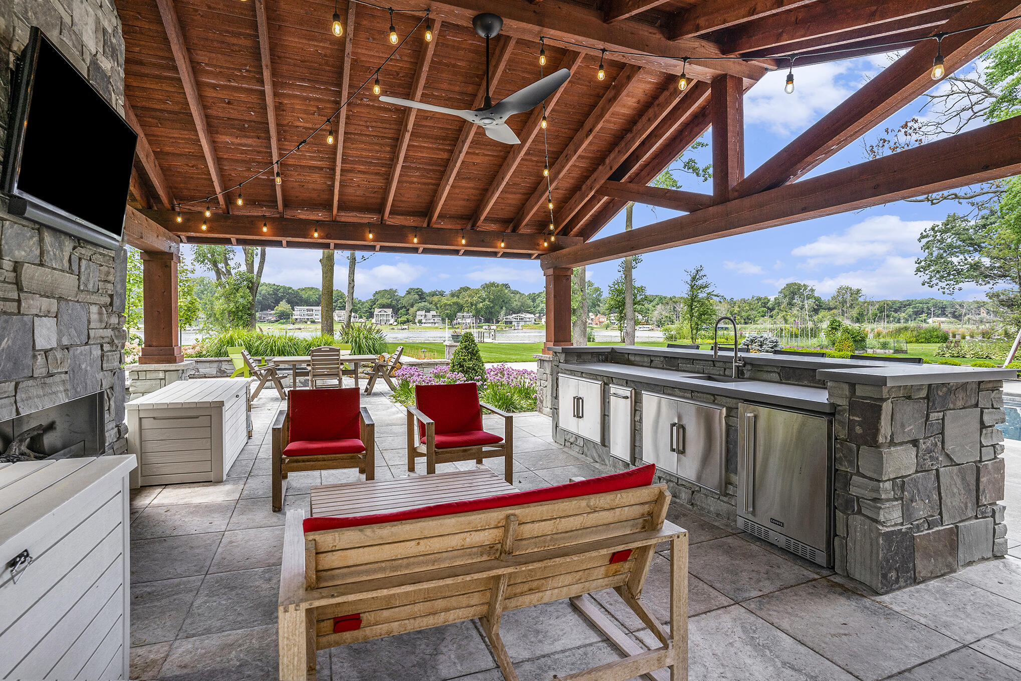 798 Pine Bay Avenue Holland MI 49424