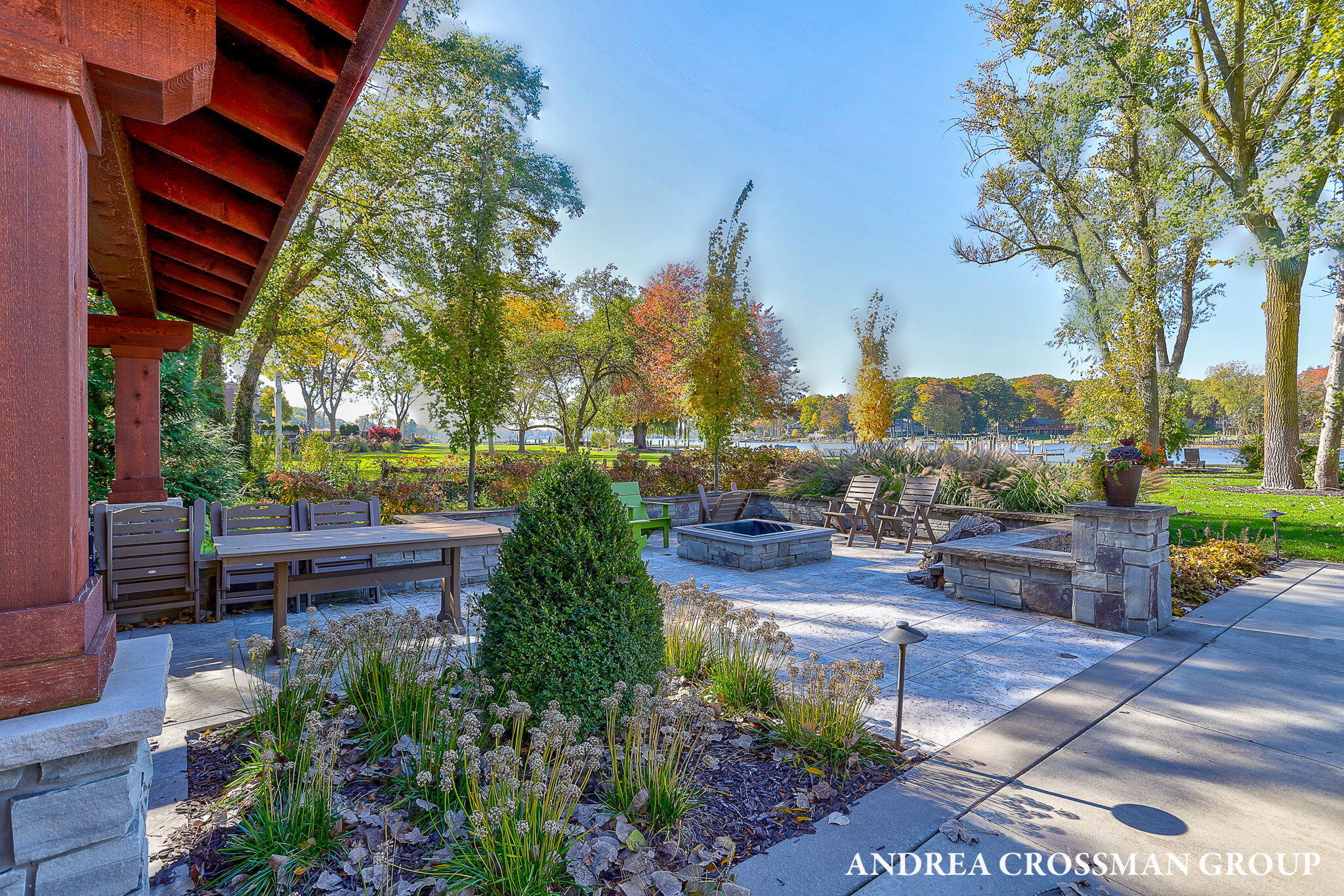 798 Pine Bay Avenue Holland MI 49424