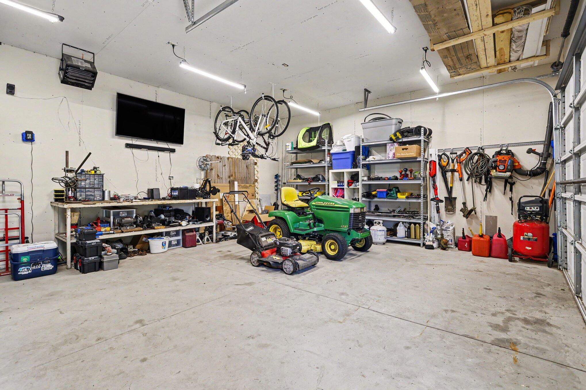 26830 Hamilton Street Edwardsburg MI 49112