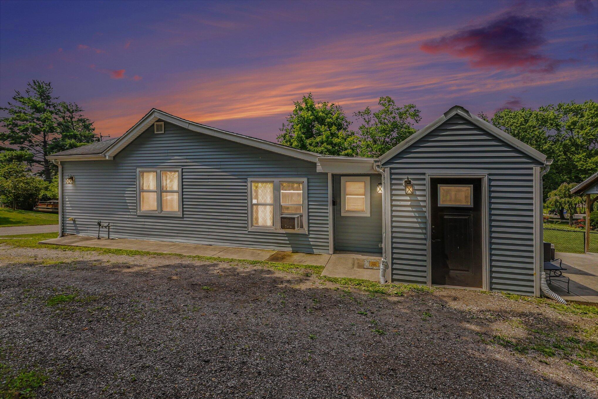 26830 Hamilton Street Edwardsburg MI 49112