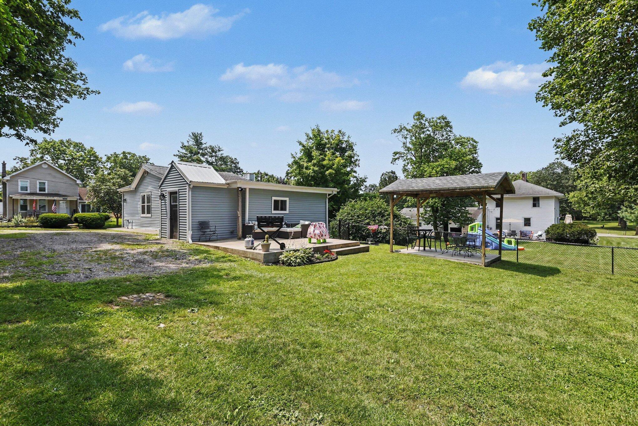 26830 Hamilton Street Edwardsburg MI 49112