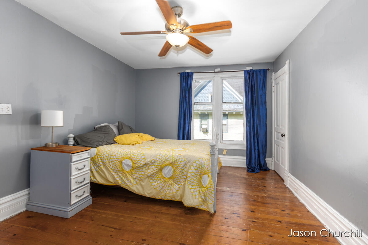 521 Trowbridge Street Allegan MI 49010