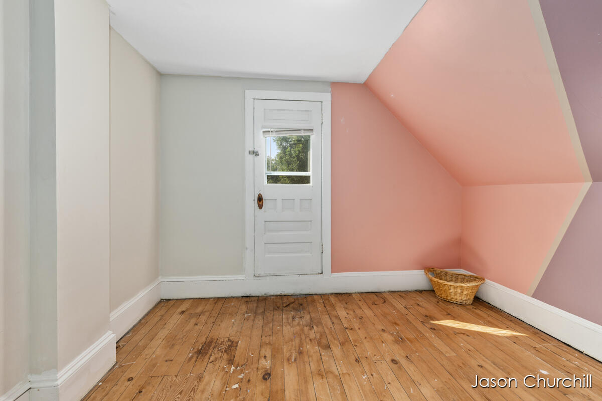 521 Trowbridge Street Allegan MI 49010