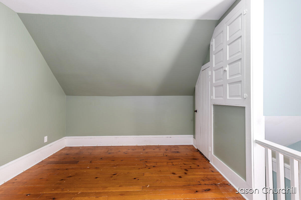 521 Trowbridge Street Allegan MI 49010