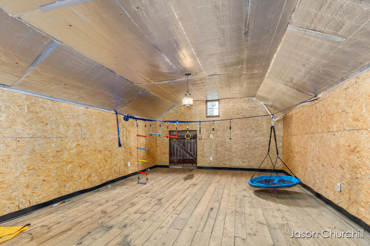 521 Trowbridge Street Allegan MI 49010