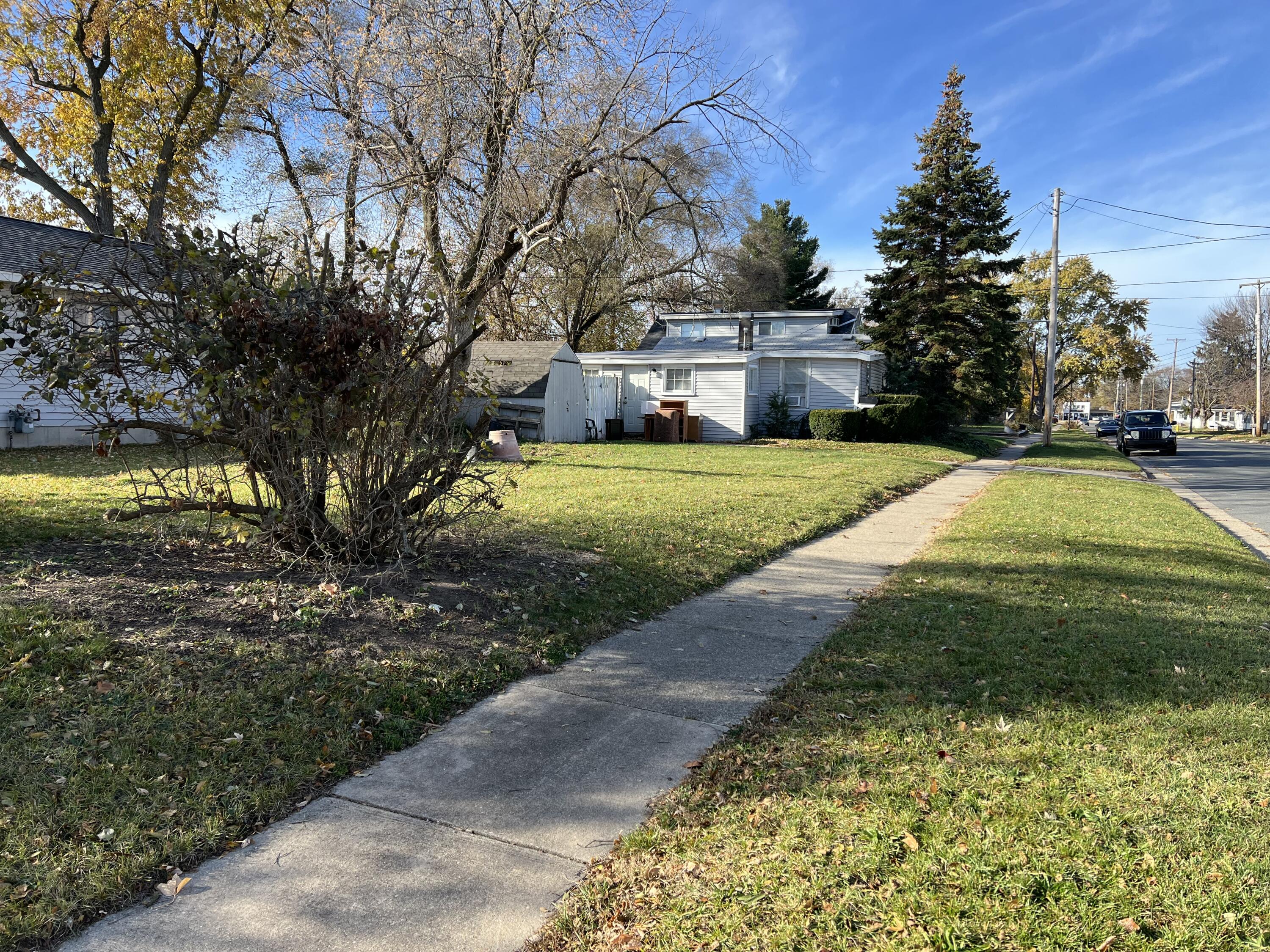 150 Frontenac Street SE Grand Rapids MI 49548