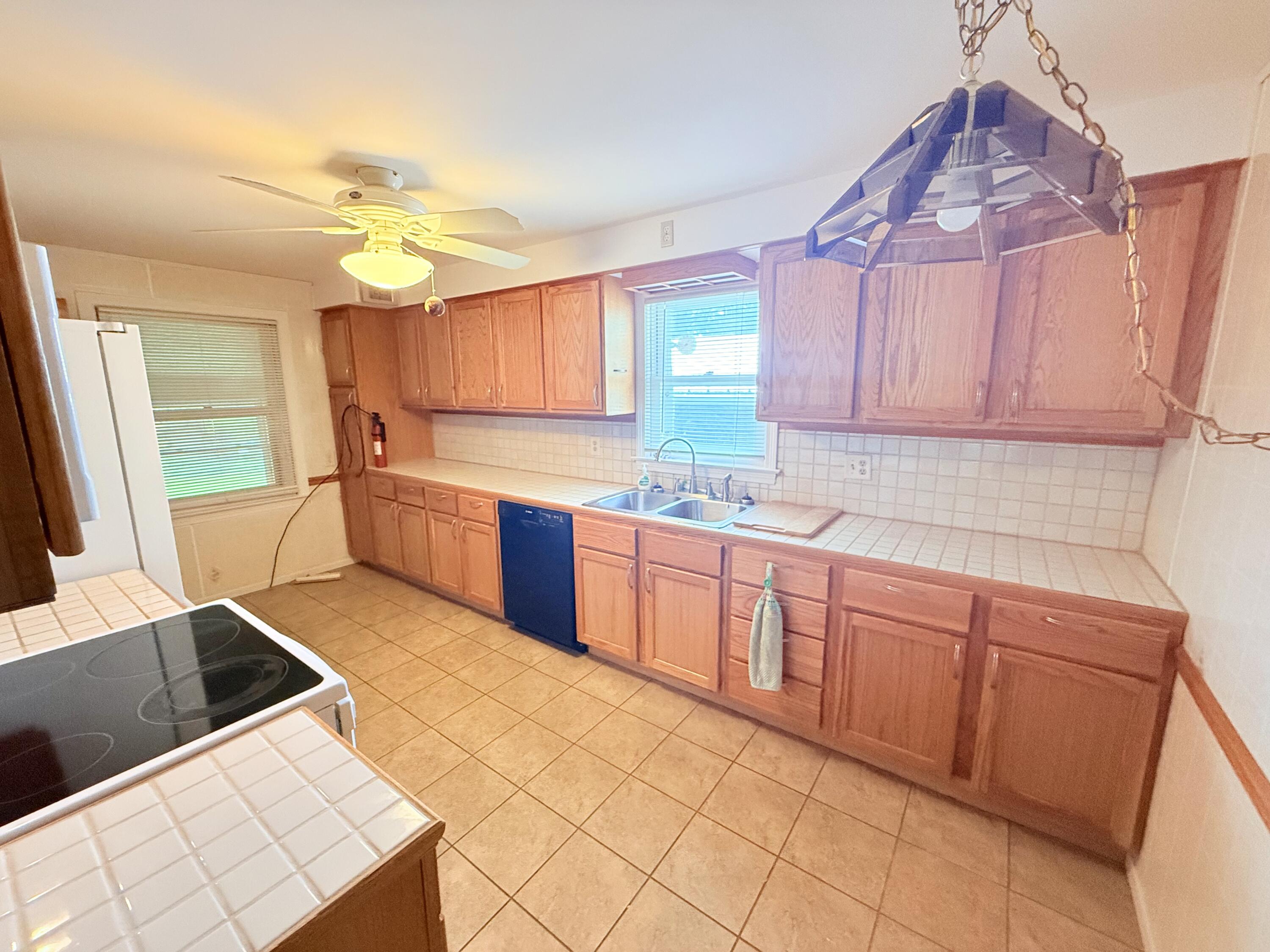 829 Dwillard Drive Kalamazoo MI 49048