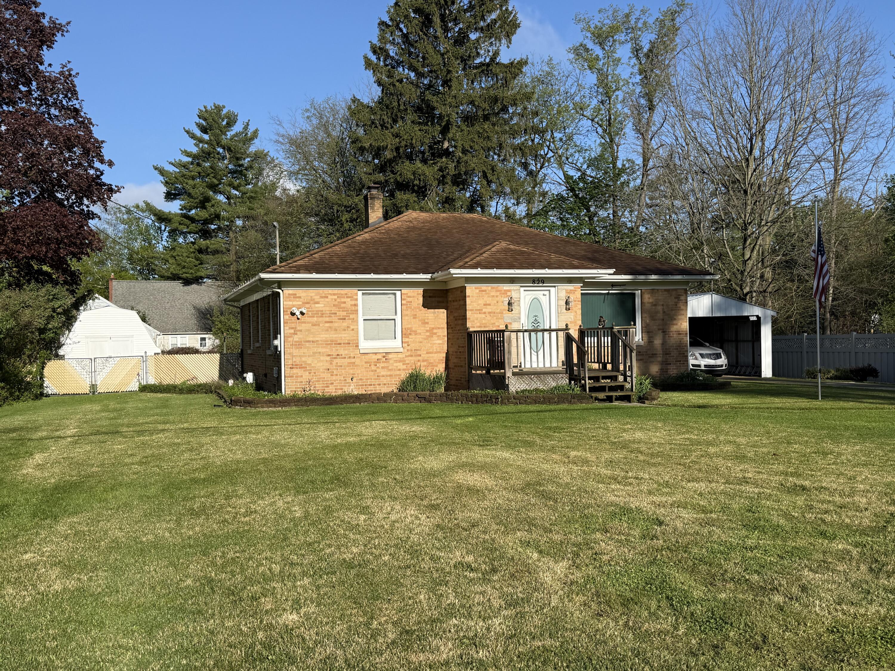 829 Dwillard Drive Kalamazoo MI 49048
