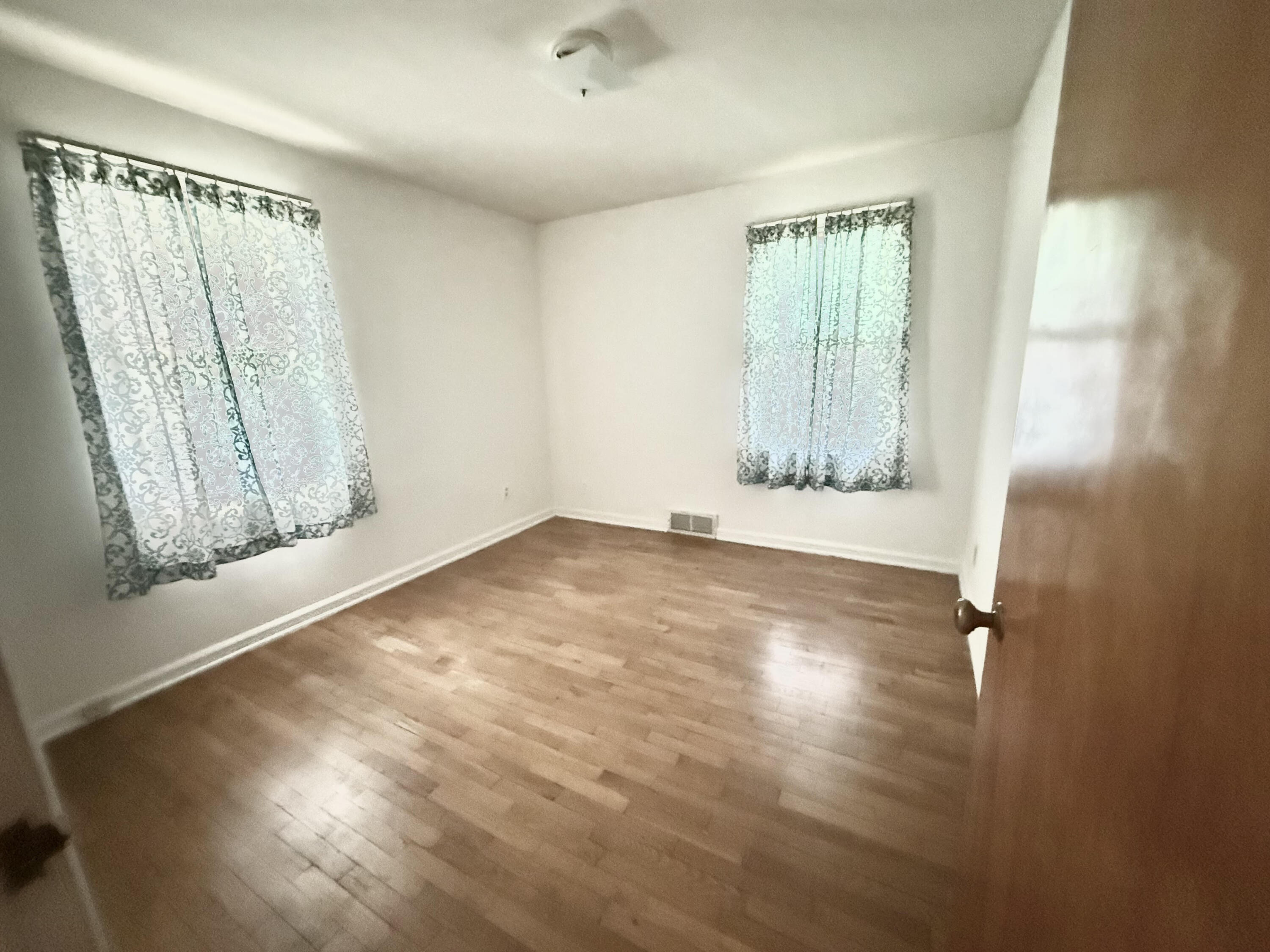829 Dwillard Drive Kalamazoo MI 49048
