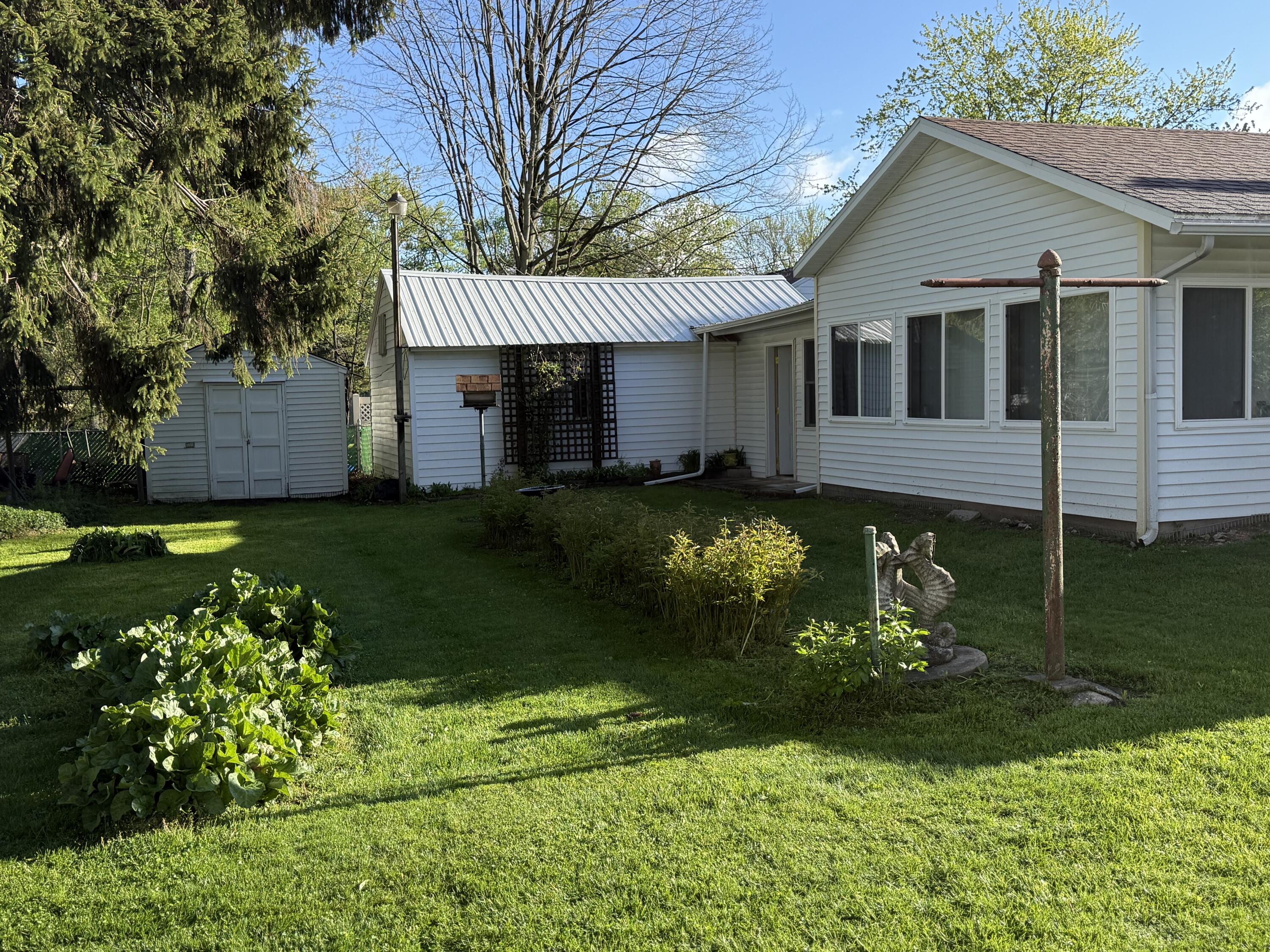 829 Dwillard Drive Kalamazoo MI 49048