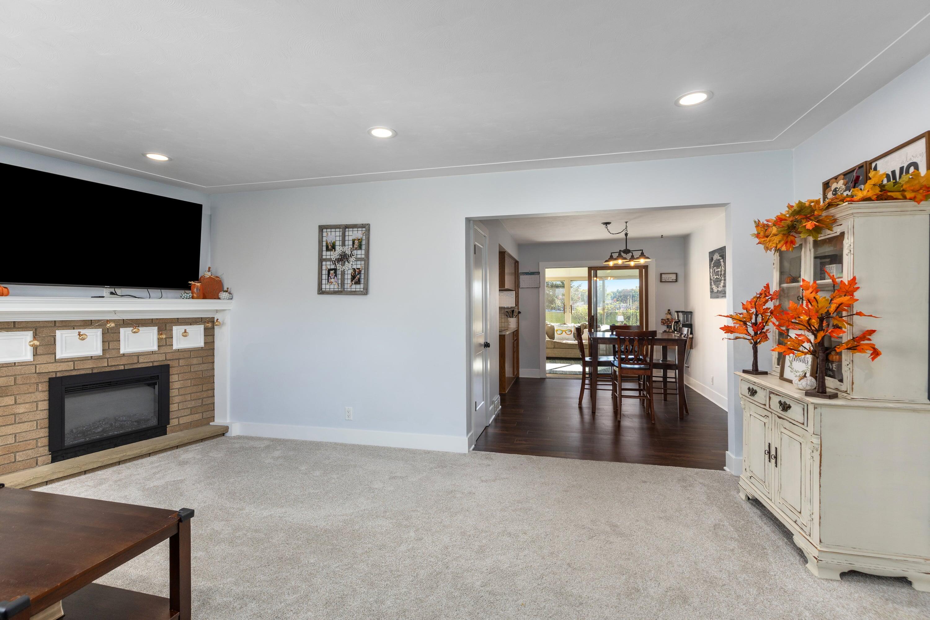 6900 Quincy Drive SW Grand Rapids MI 49548