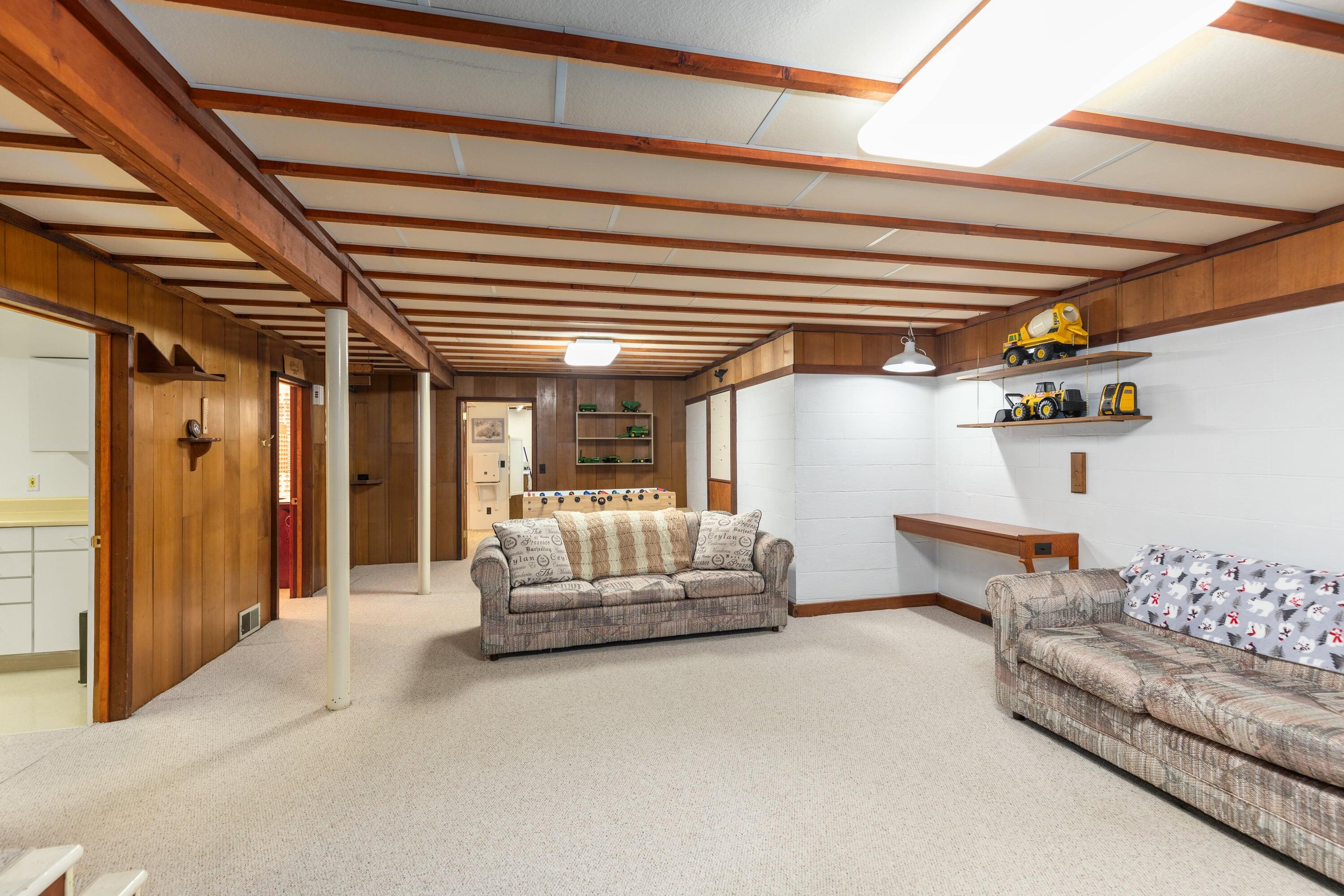 6900 Quincy Drive SW Grand Rapids MI 49548