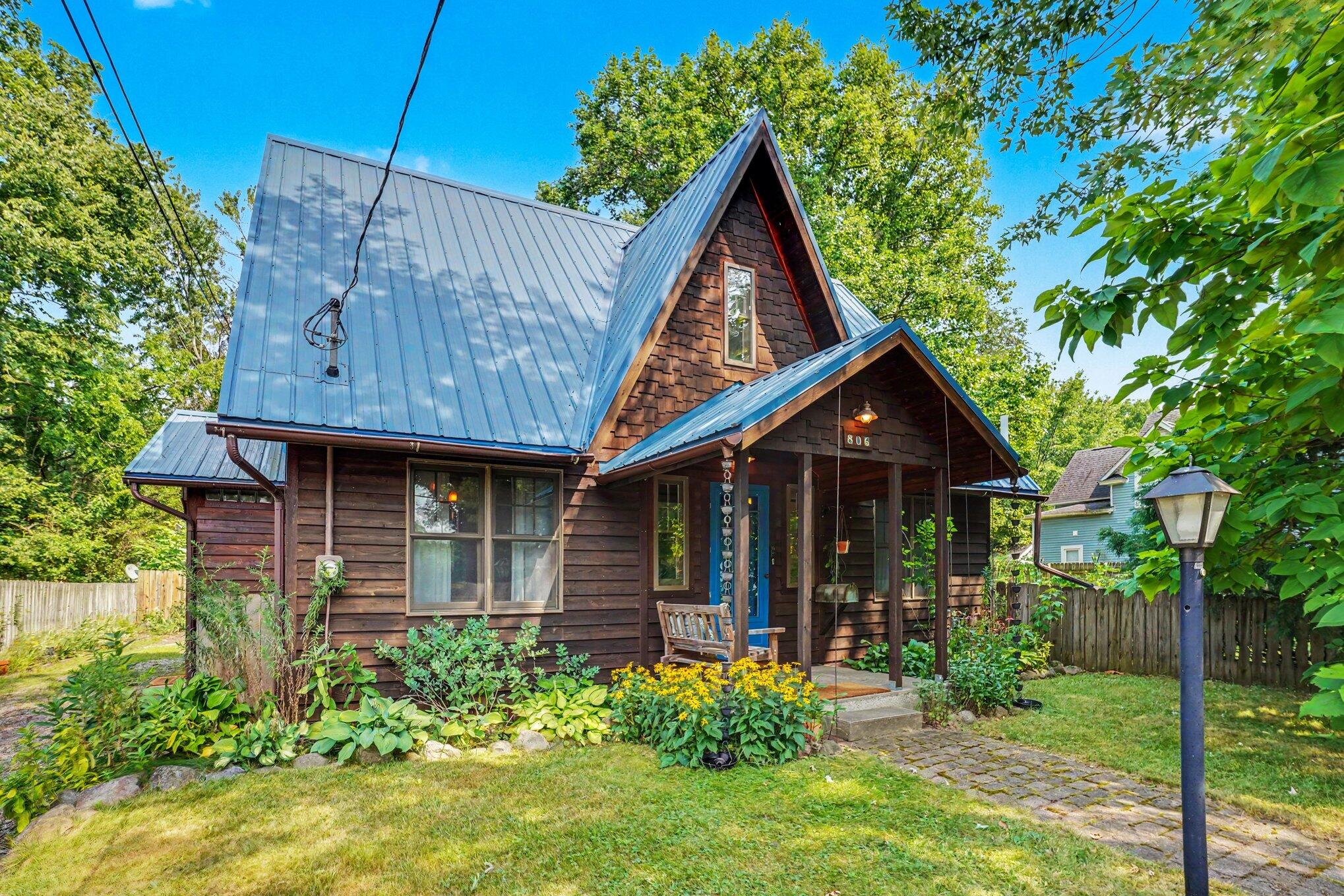 806 Southworth Terrace Kalamazoo MI 49048