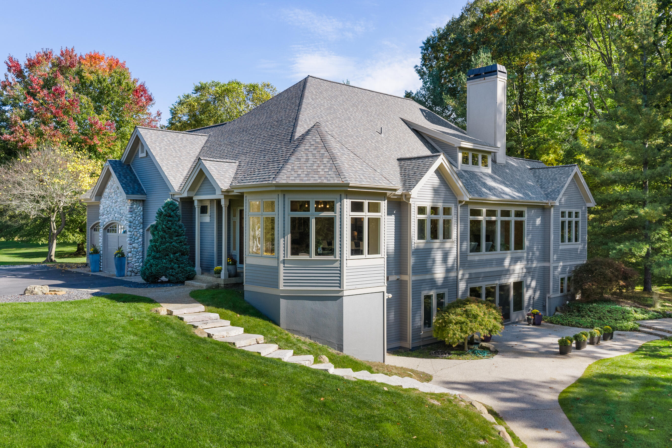 6430 Old Darby Trail NE Ada MI 49301