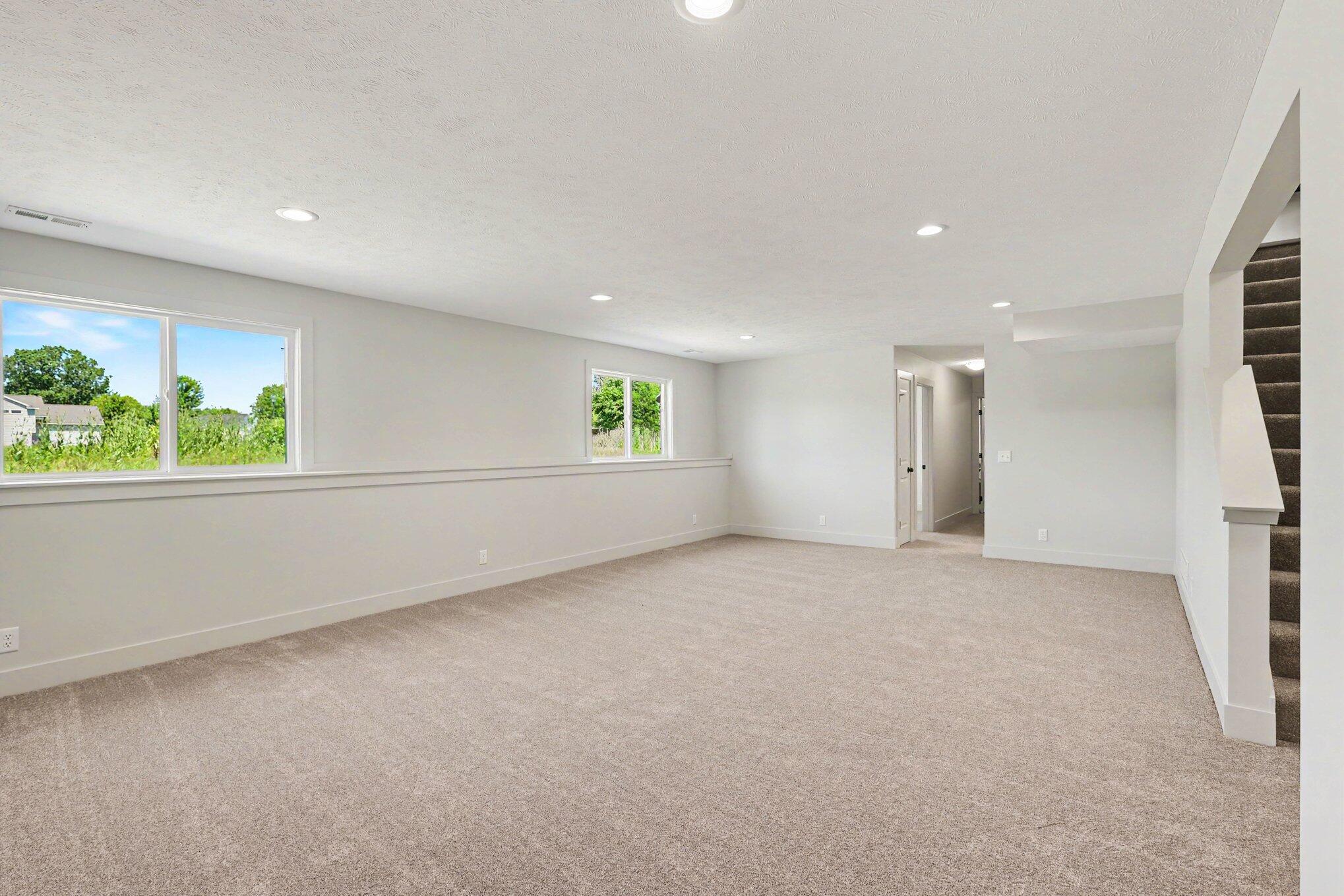 9585 Fields Drive Zeeland MI 49464