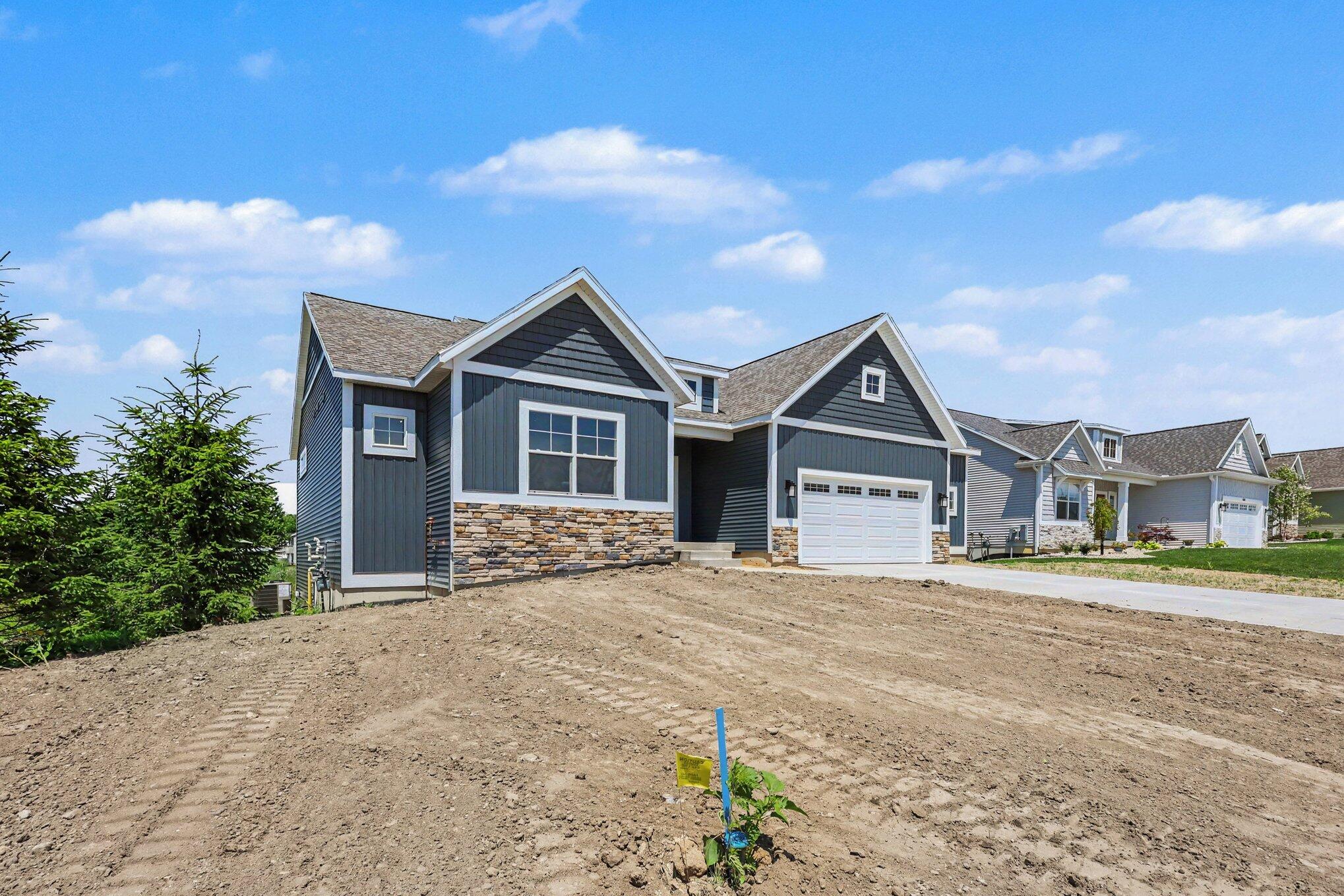 9585 Fields Drive Zeeland MI 49464