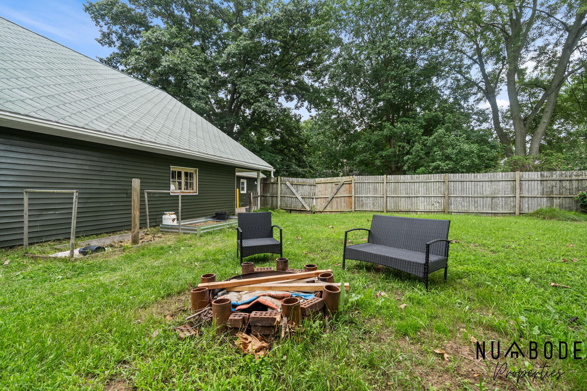 3135 Hoehn Street NW Grand Rapids MI 49504
