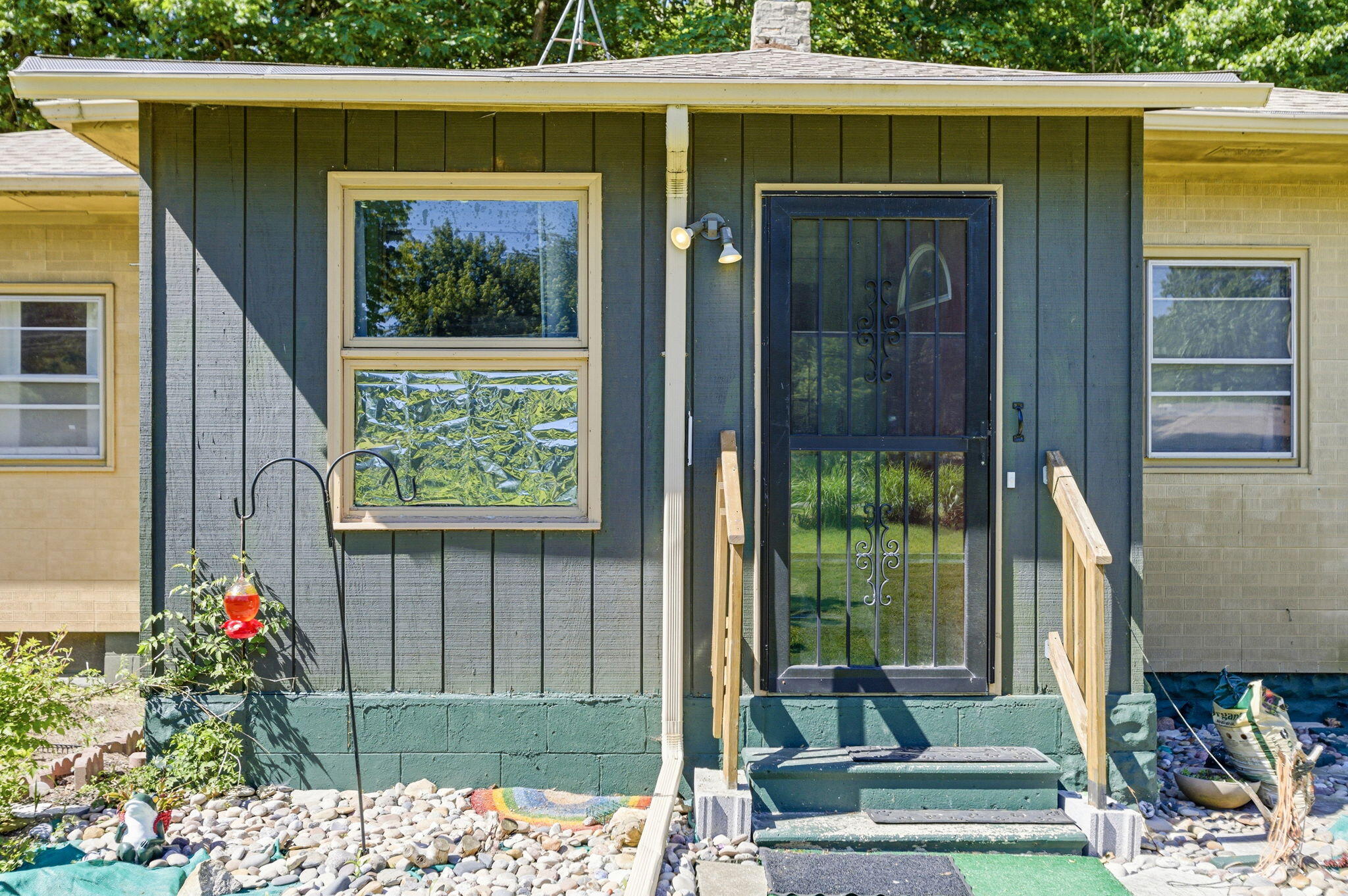 1356 Pipestone Road Benton Harbor MI 49022
